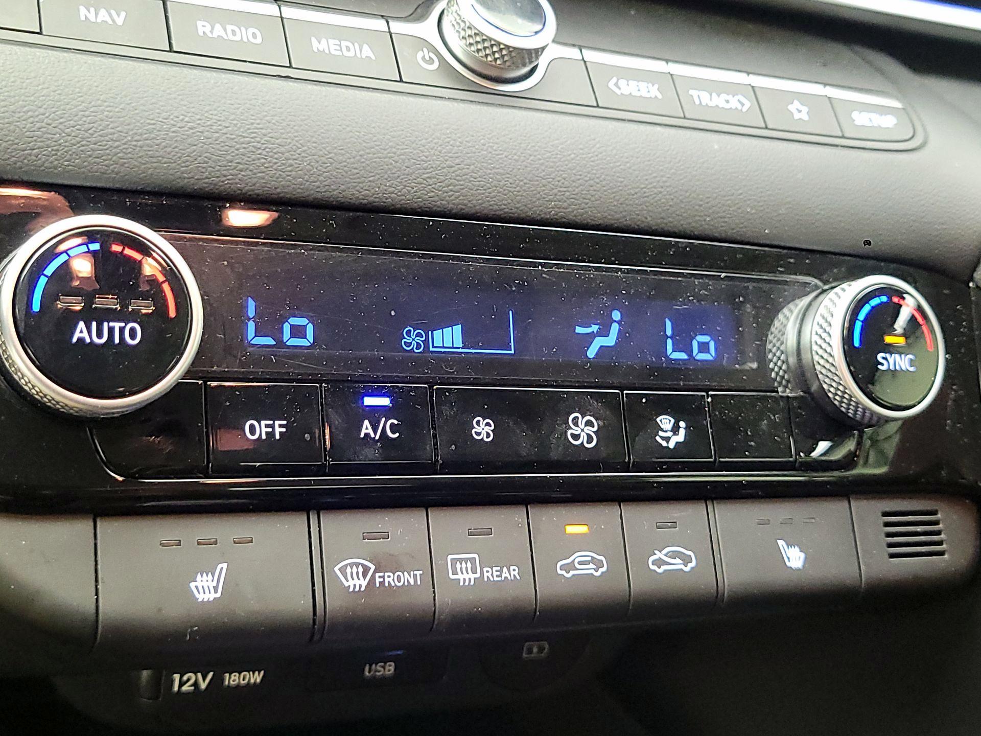 Thumbnail: 2024 Hyundai Elantra - 17