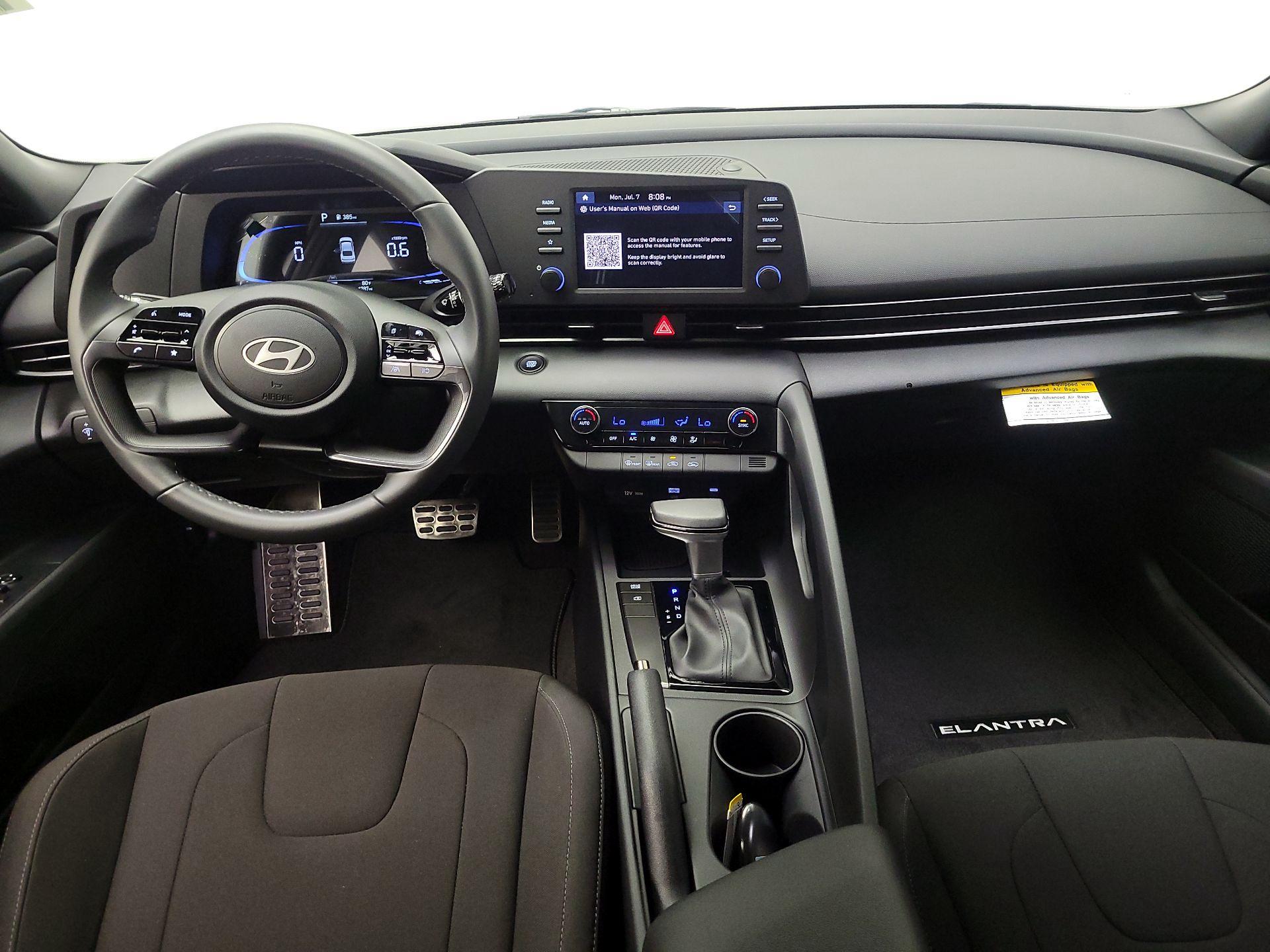 Thumbnail: 2025 Hyundai Elantra - 9