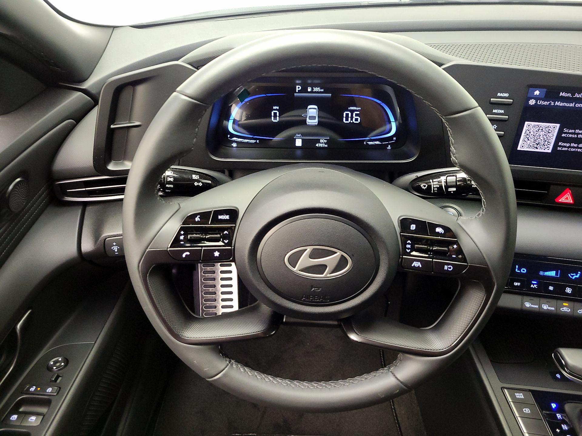 Thumbnail: 2025 Hyundai Elantra - 10