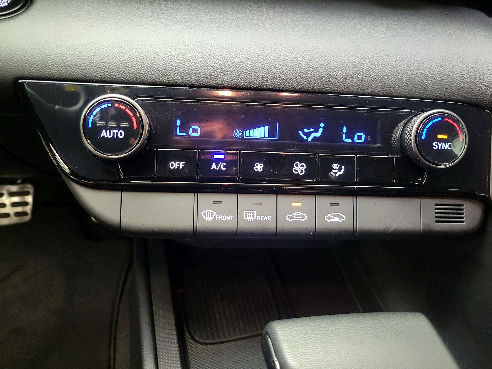 Thumbnail: 2025 Hyundai Elantra - 16