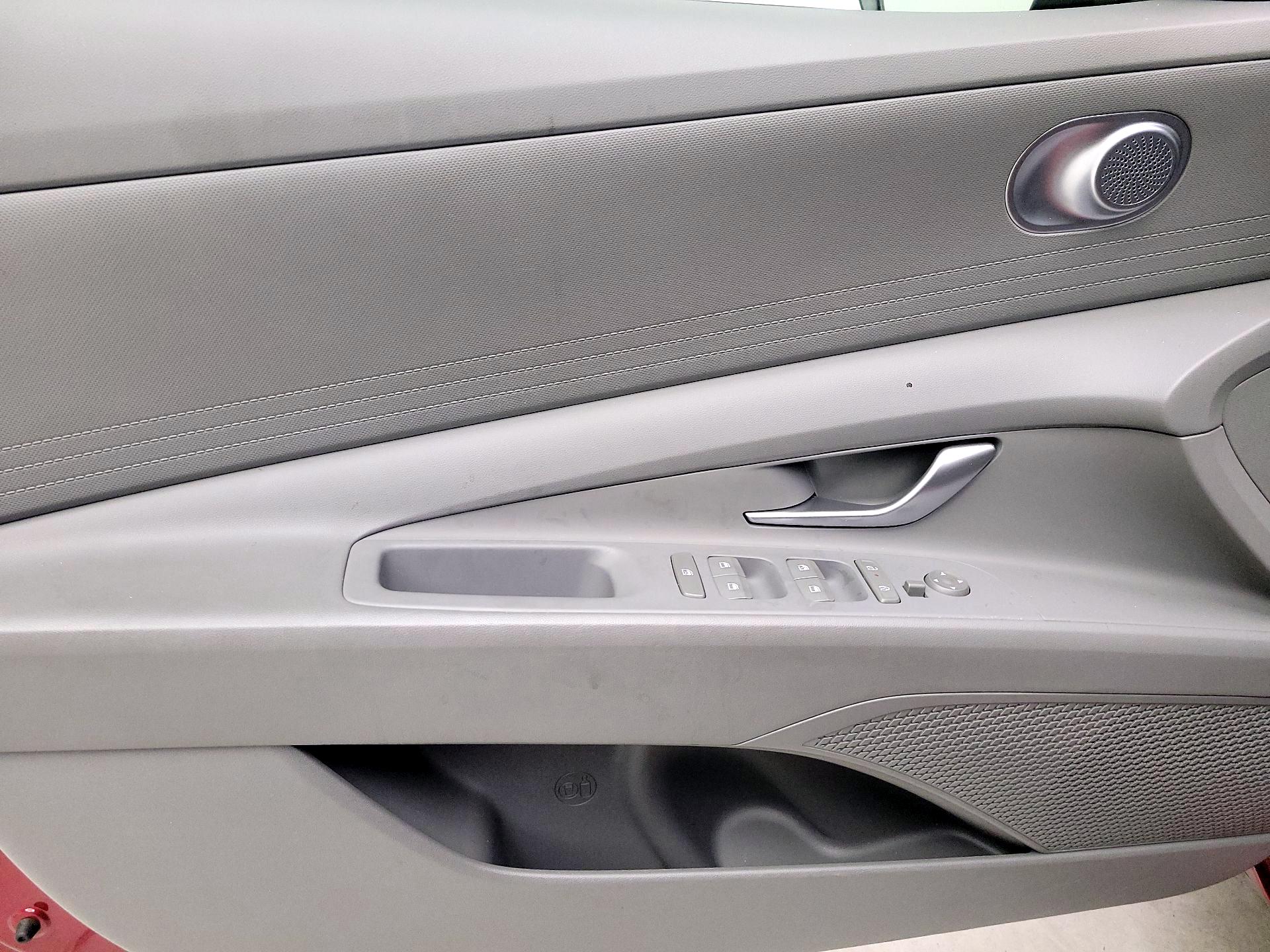 Thumbnail: 2024 Hyundai Elantra - 12