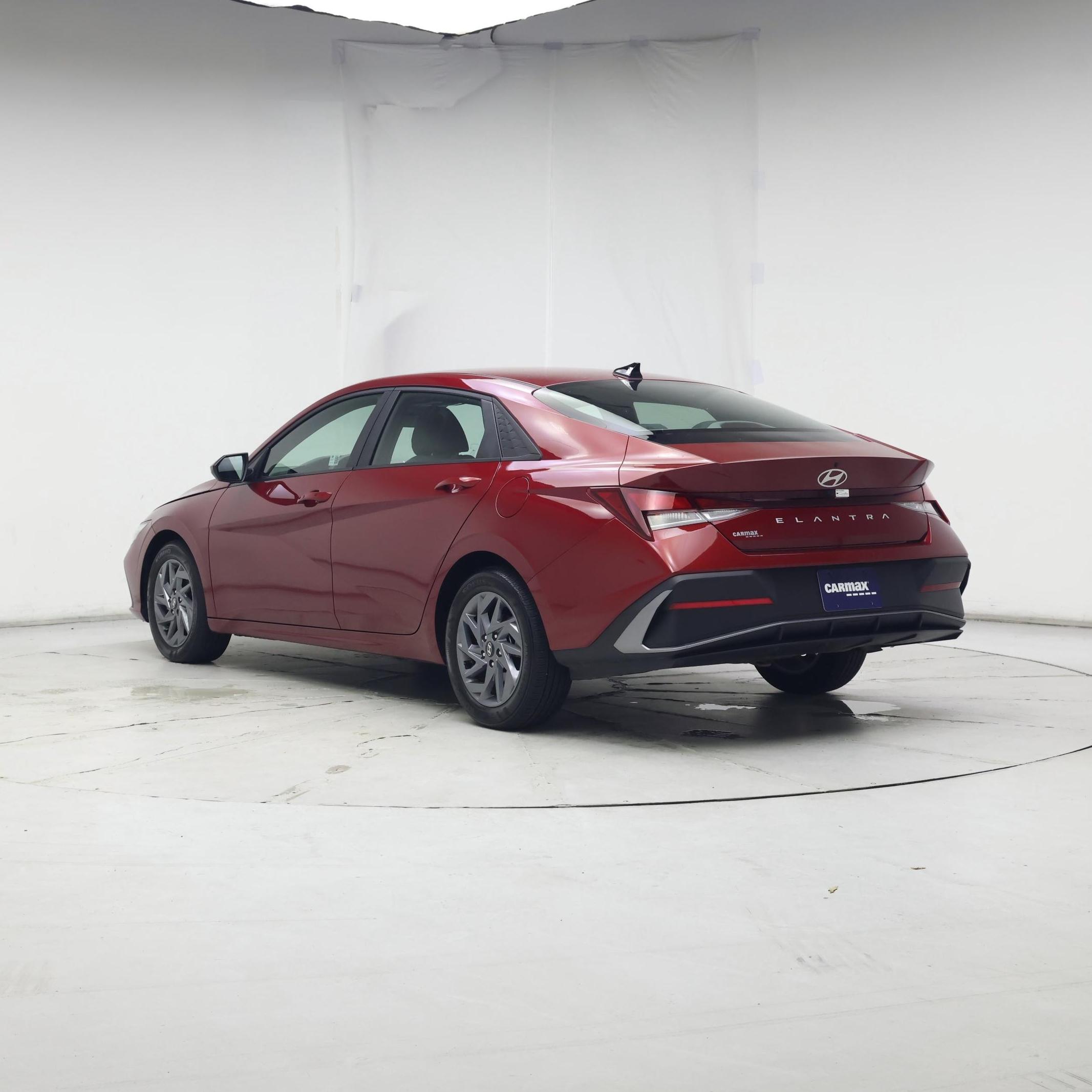 Thumbnail: 2024 Hyundai Elantra - 2