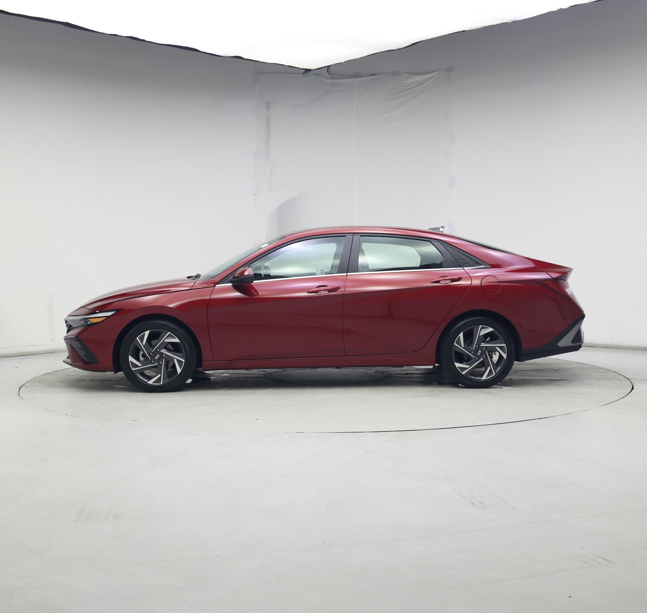 Thumbnail: 2024 Hyundai Elantra - 3