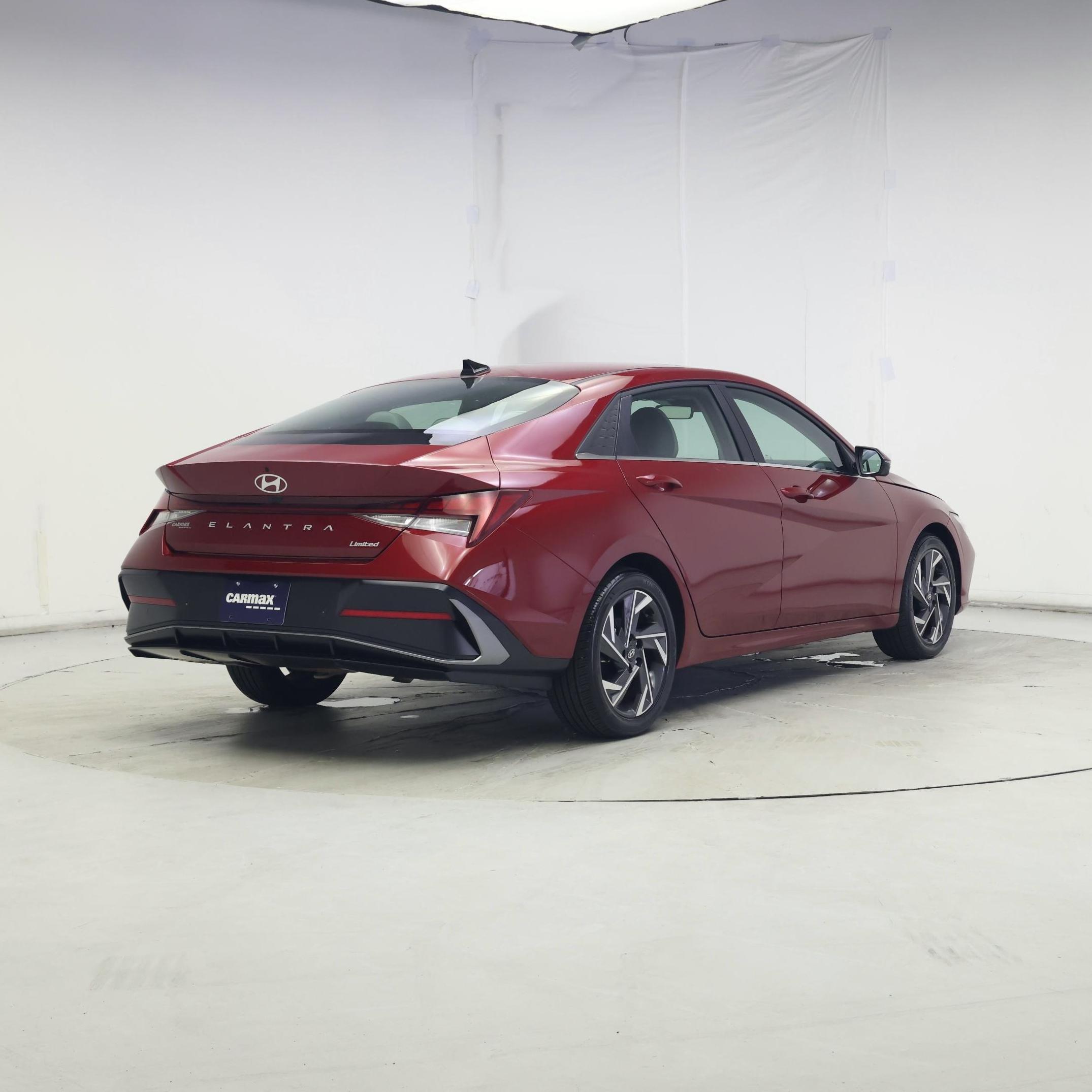 Thumbnail: 2024 Hyundai Elantra - 8