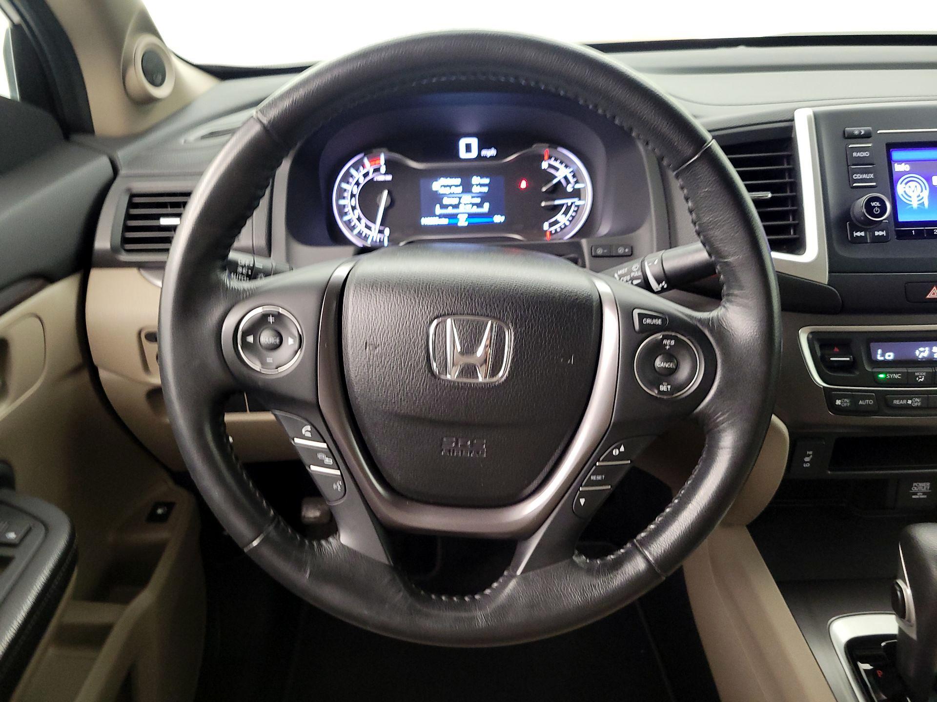 Thumbnail: 2017 Honda Ridgeline - 10
