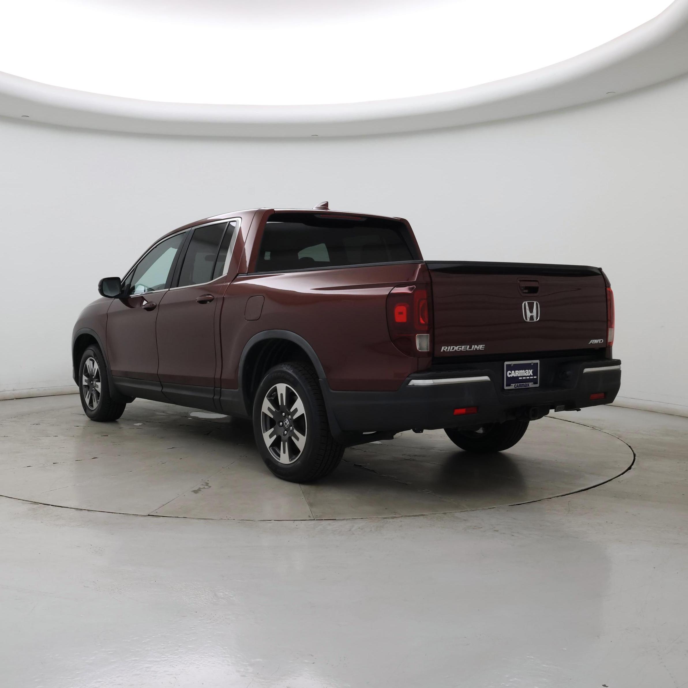 Thumbnail: 2017 Honda Ridgeline - 2