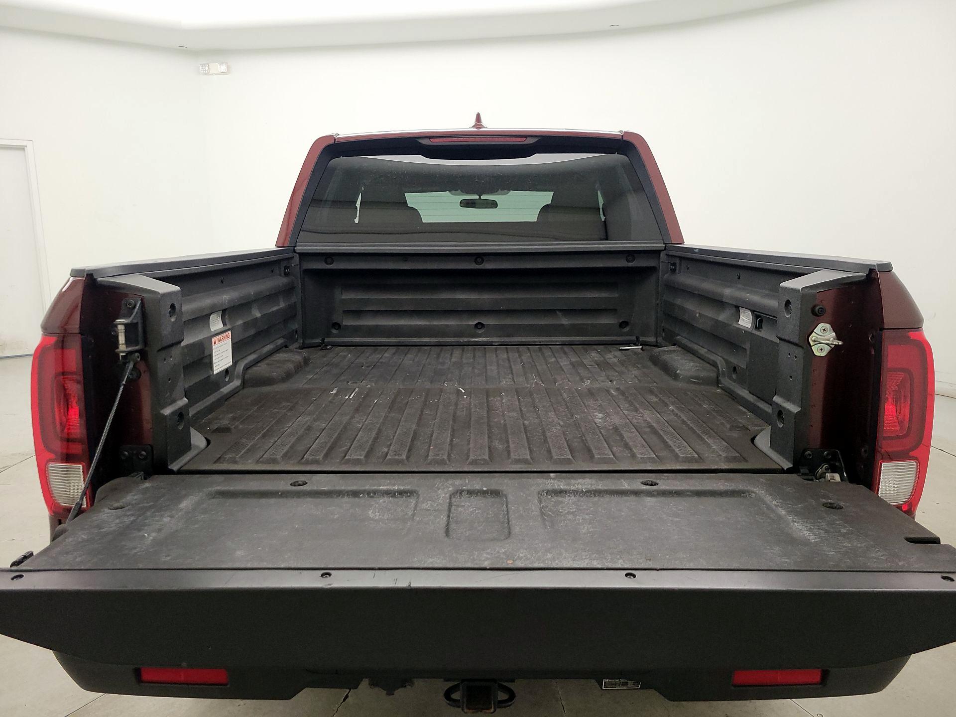 Thumbnail: 2017 Honda Ridgeline - 20
