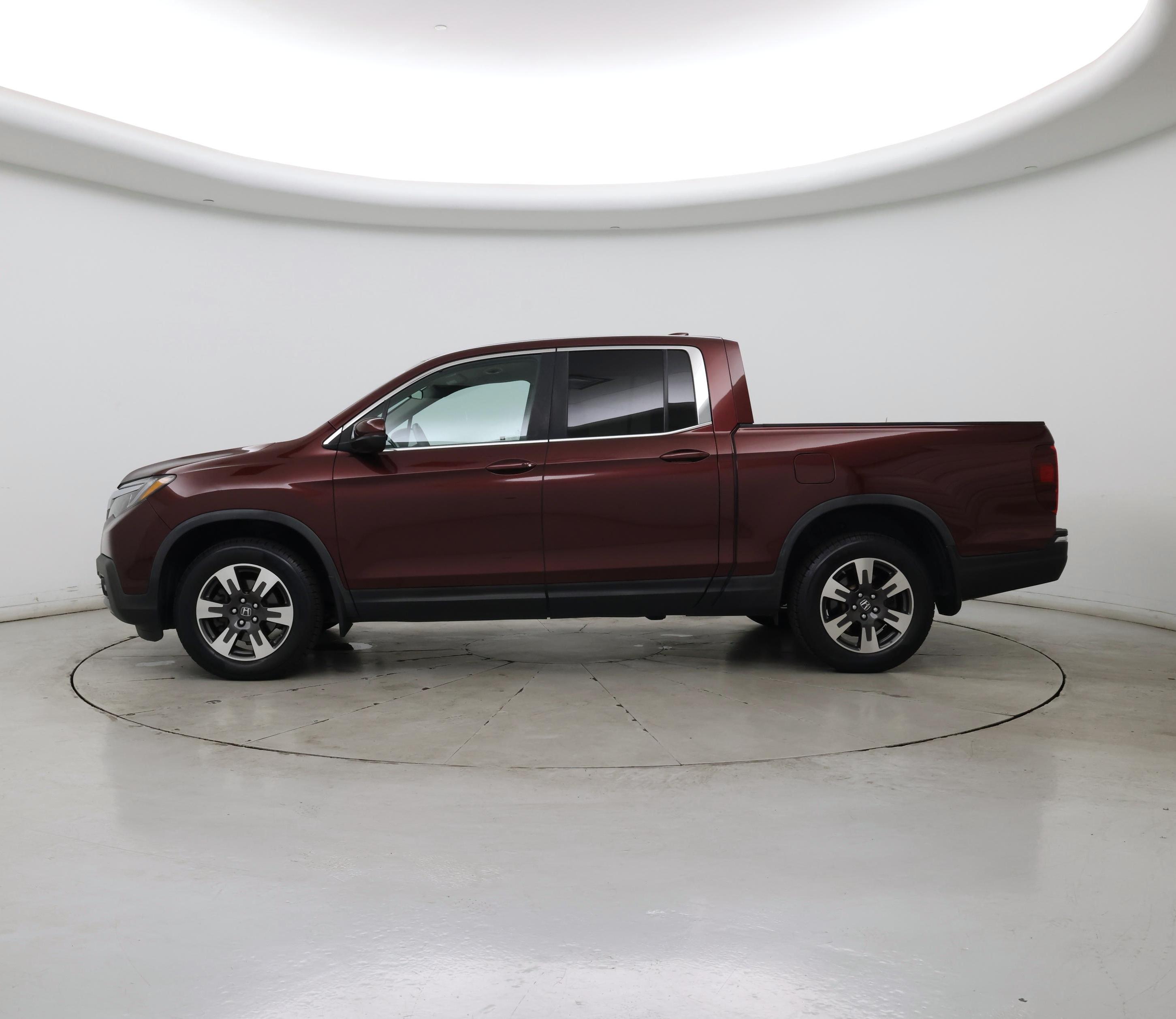 Thumbnail: 2017 Honda Ridgeline - 3