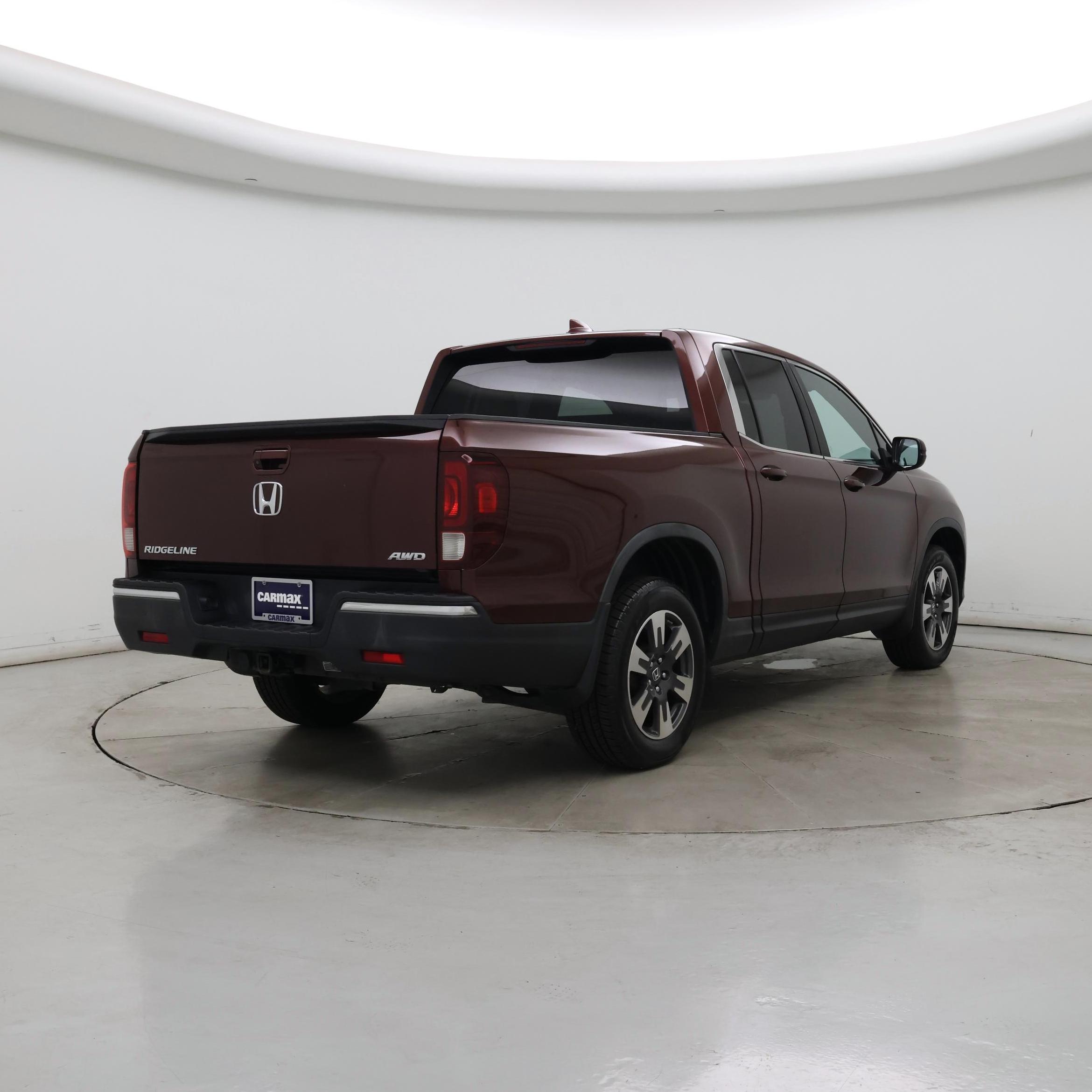 Thumbnail: 2017 Honda Ridgeline - 8