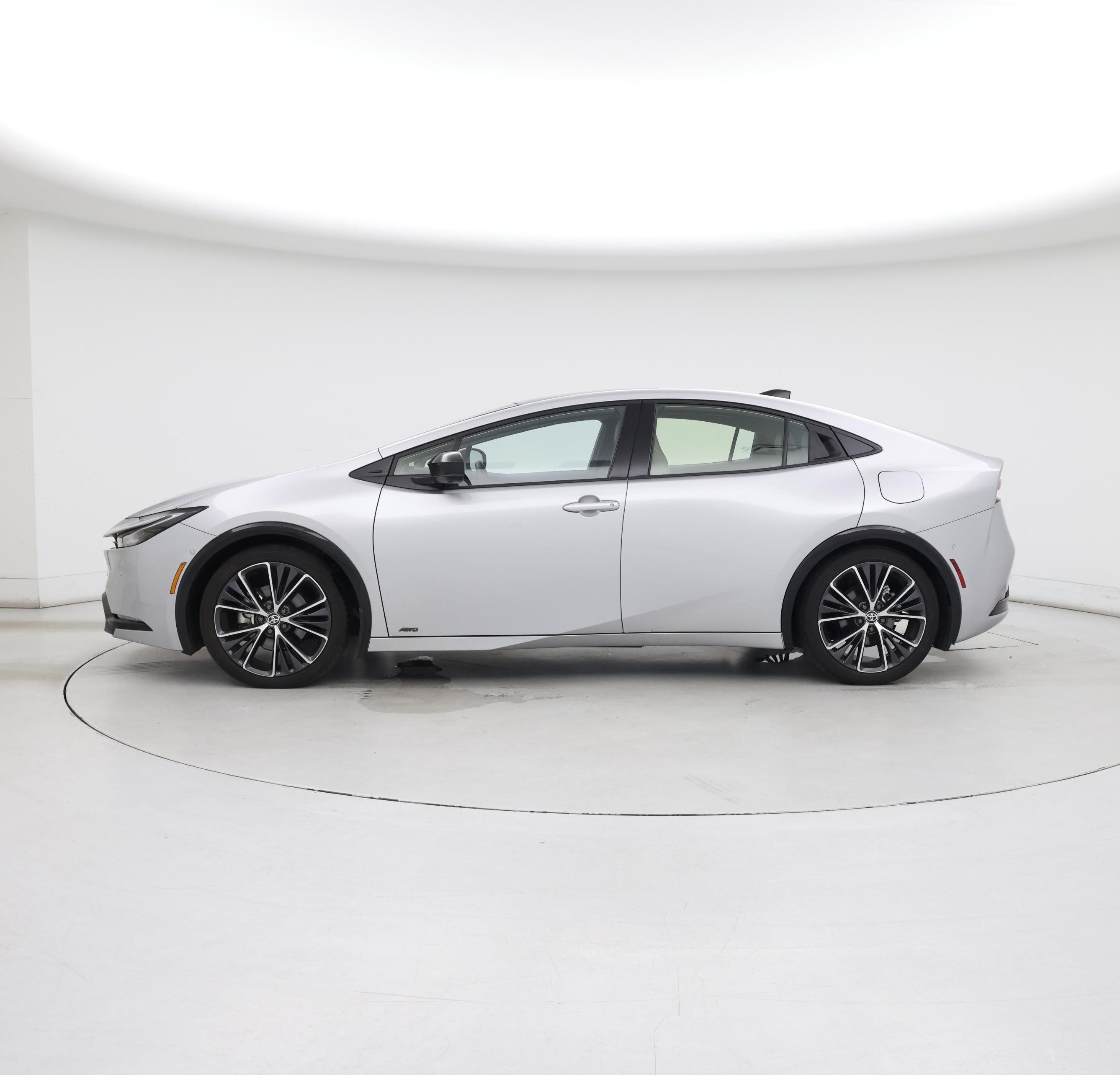 Thumbnail: 2024 Toyota Prius - 3