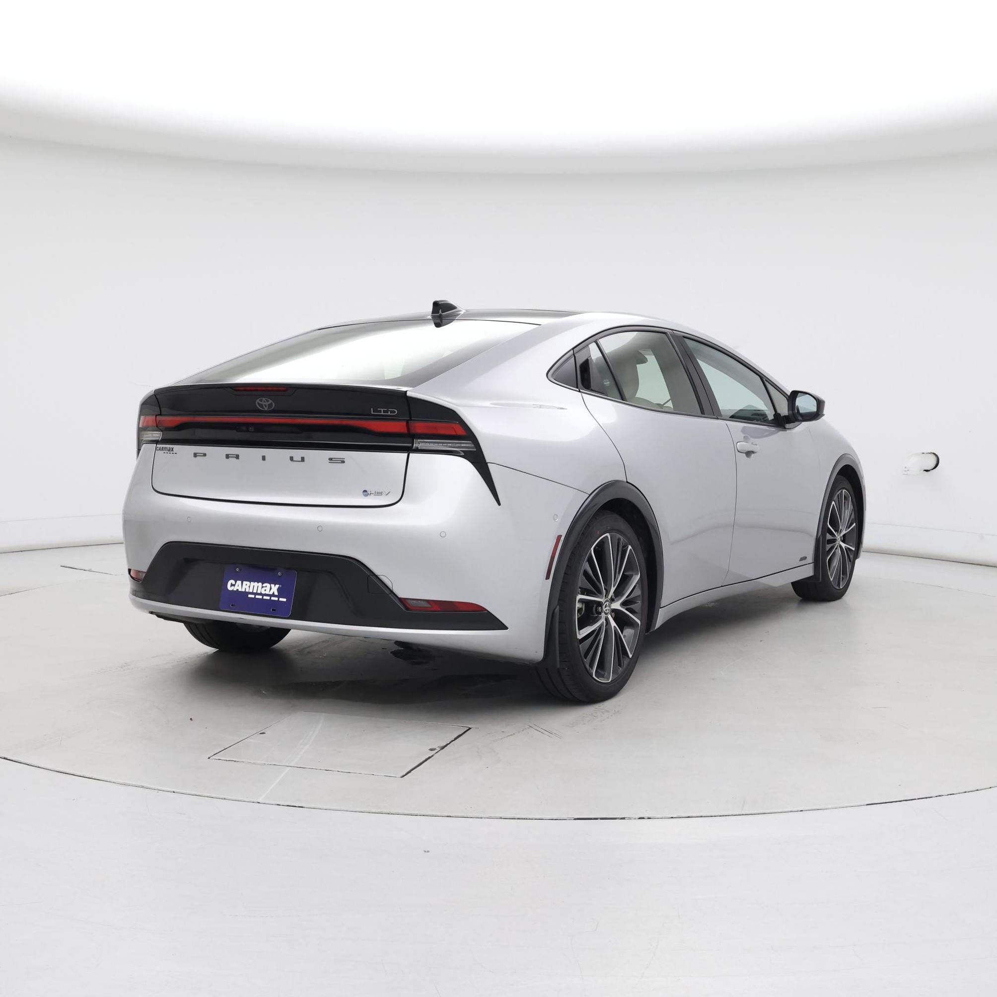 Thumbnail: 2024 Toyota Prius - 8
