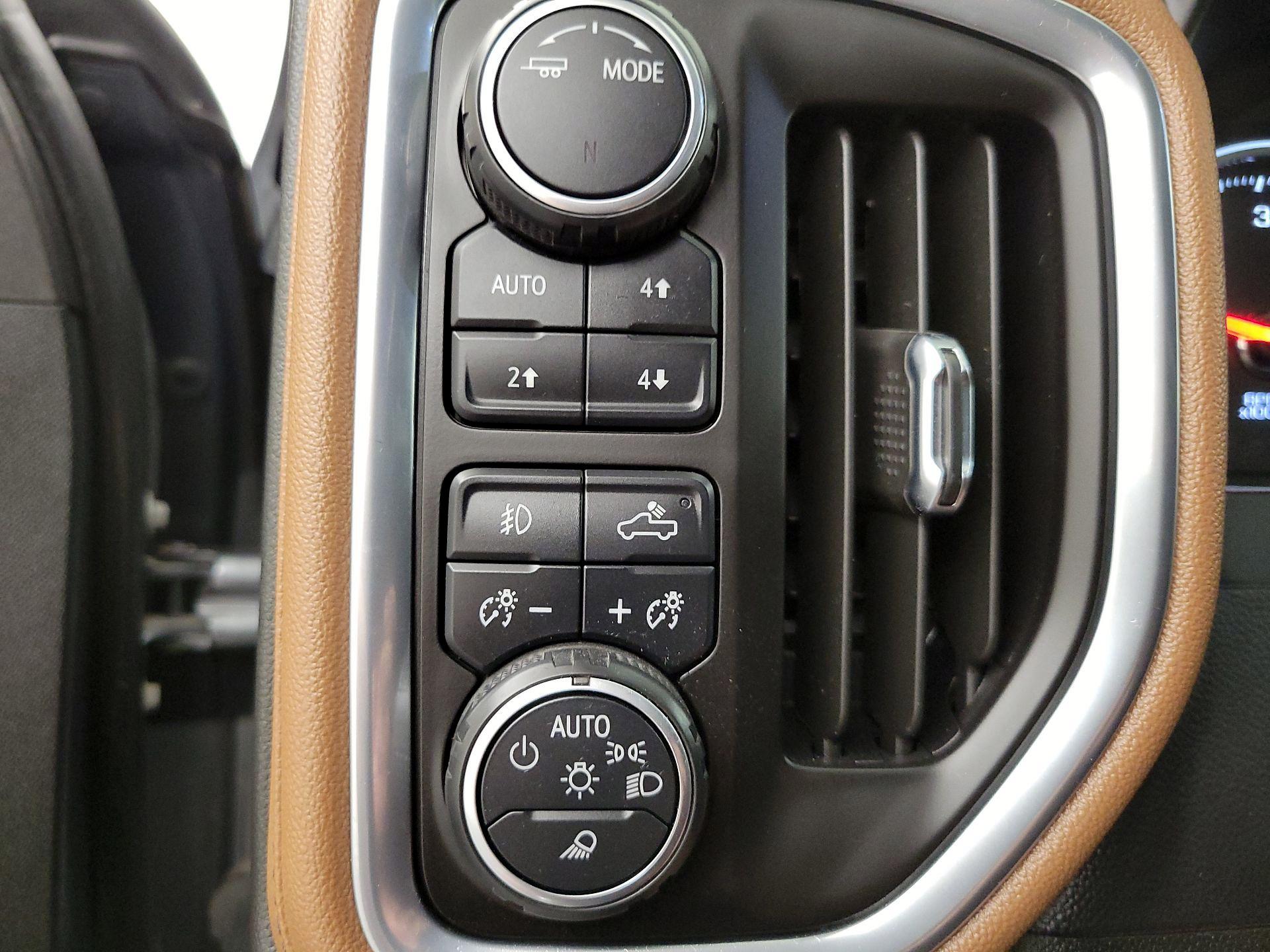 Thumbnail: 2021 Chevrolet Silverado 1500 - 13