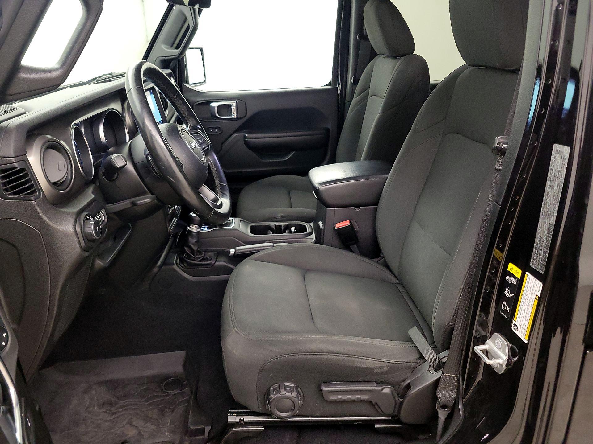 Thumbnail: 2021 Jeep Wrangler - 11