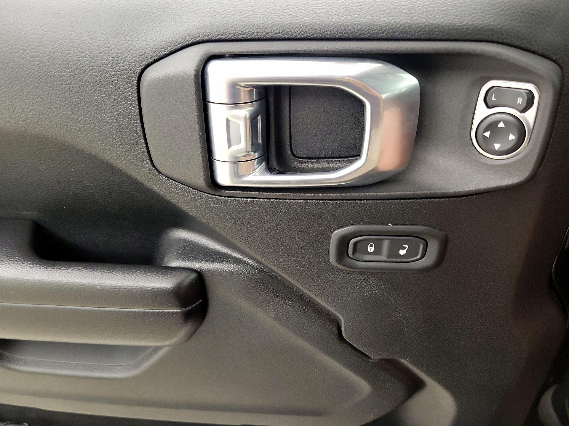 Thumbnail: 2021 Jeep Wrangler - 12
