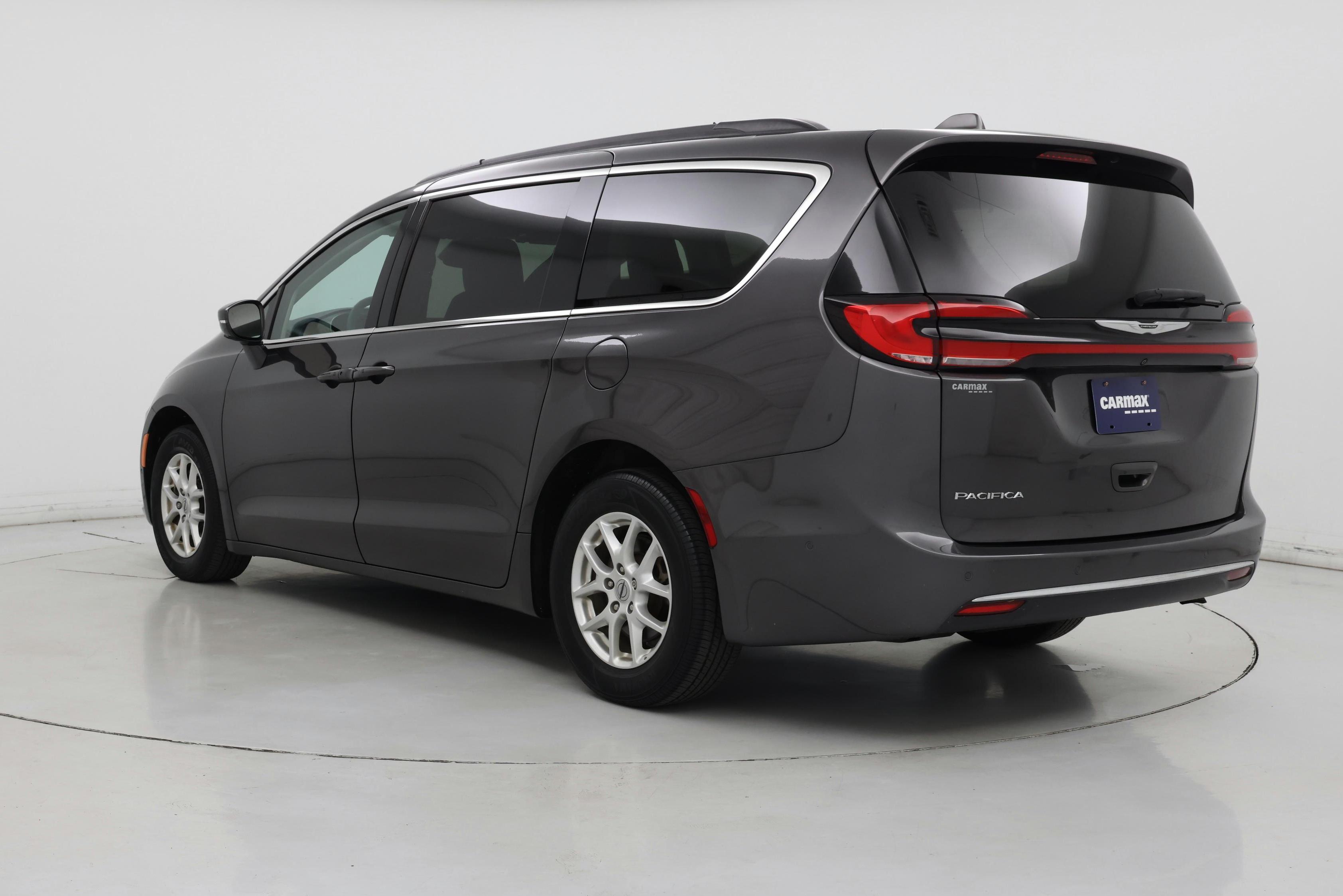Thumbnail: 2022 Chrysler Pacifica - 2