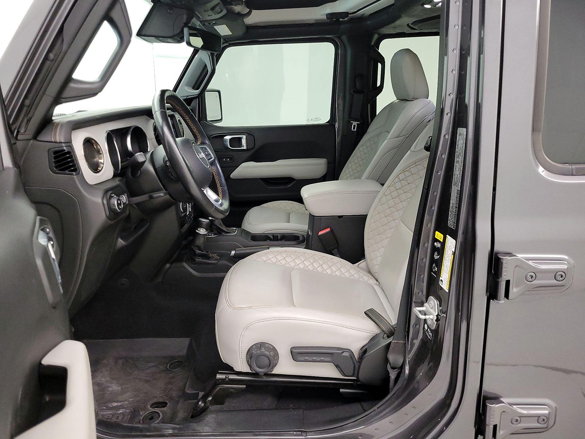 Thumbnail: 2021 Jeep Gladiator - 11