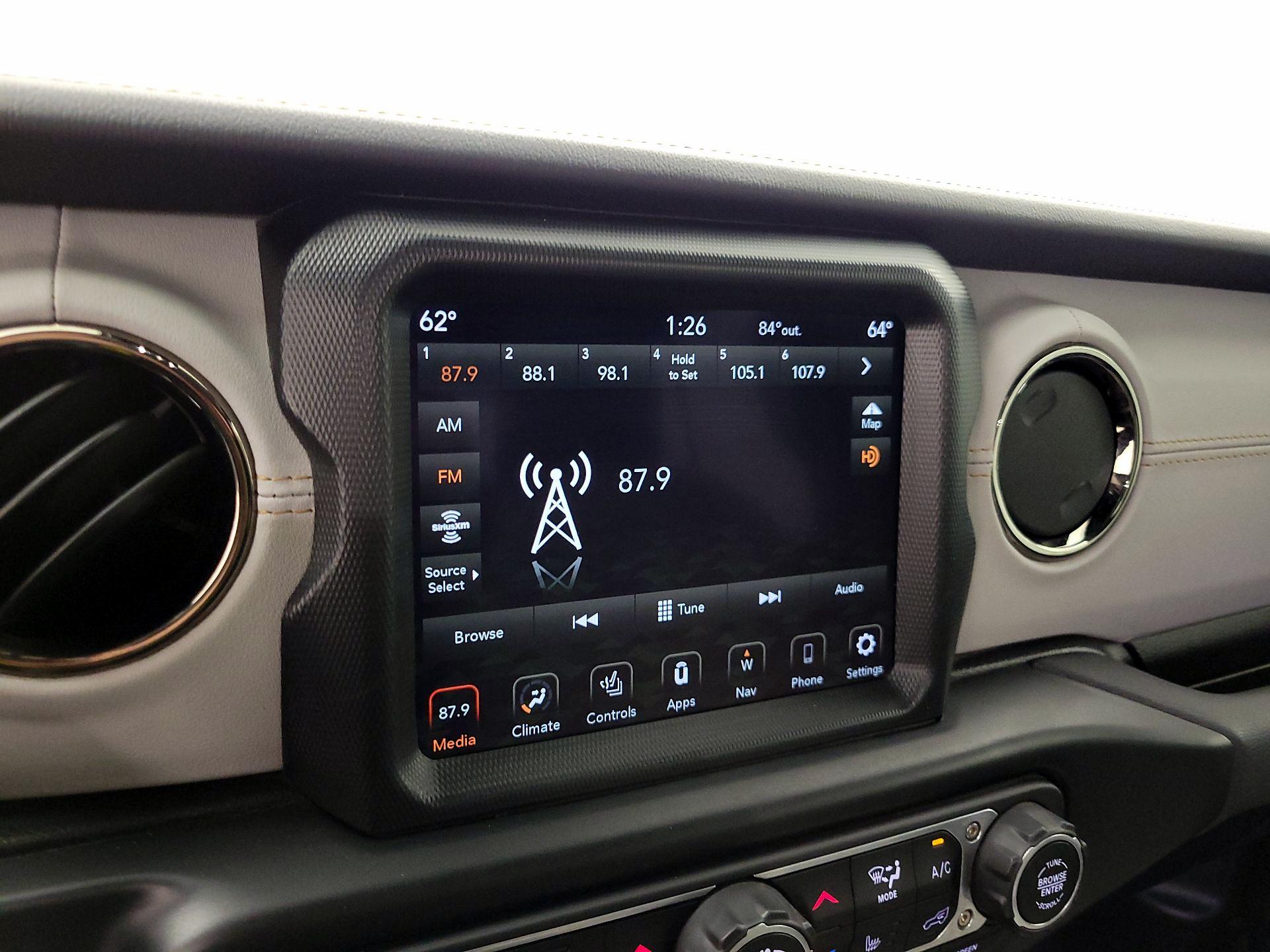 Thumbnail: 2021 Jeep Gladiator - 16