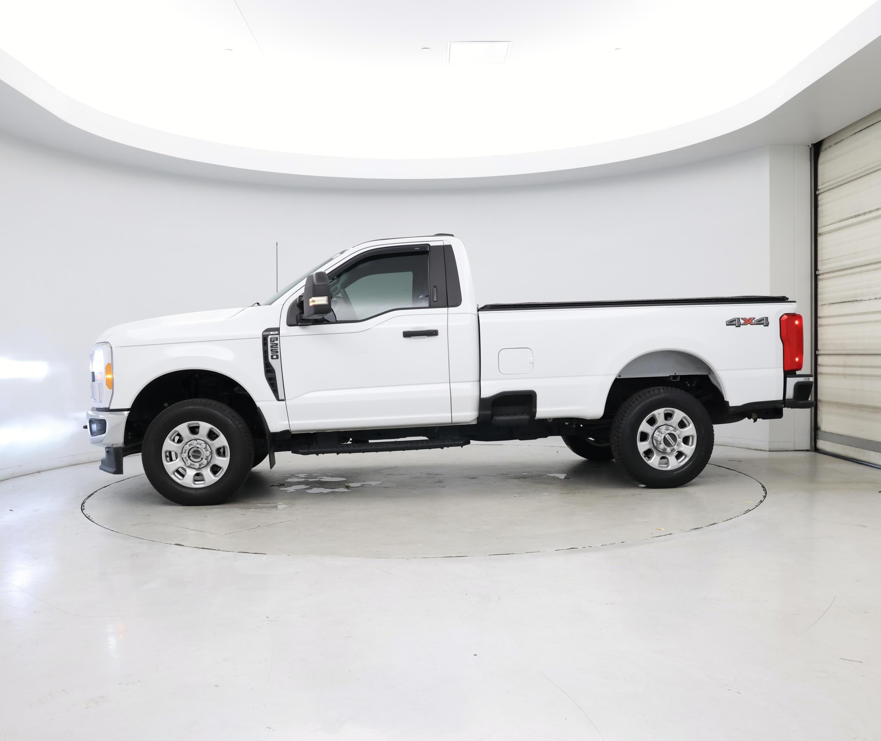 Thumbnail: 2023 Ford F-250 - 3