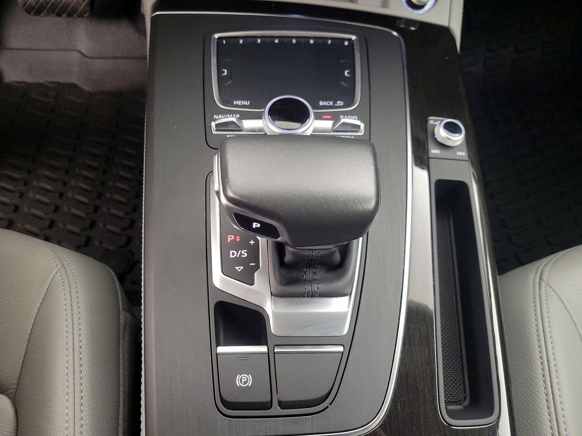 Thumbnail: 2020 Audi Q5 - 18
