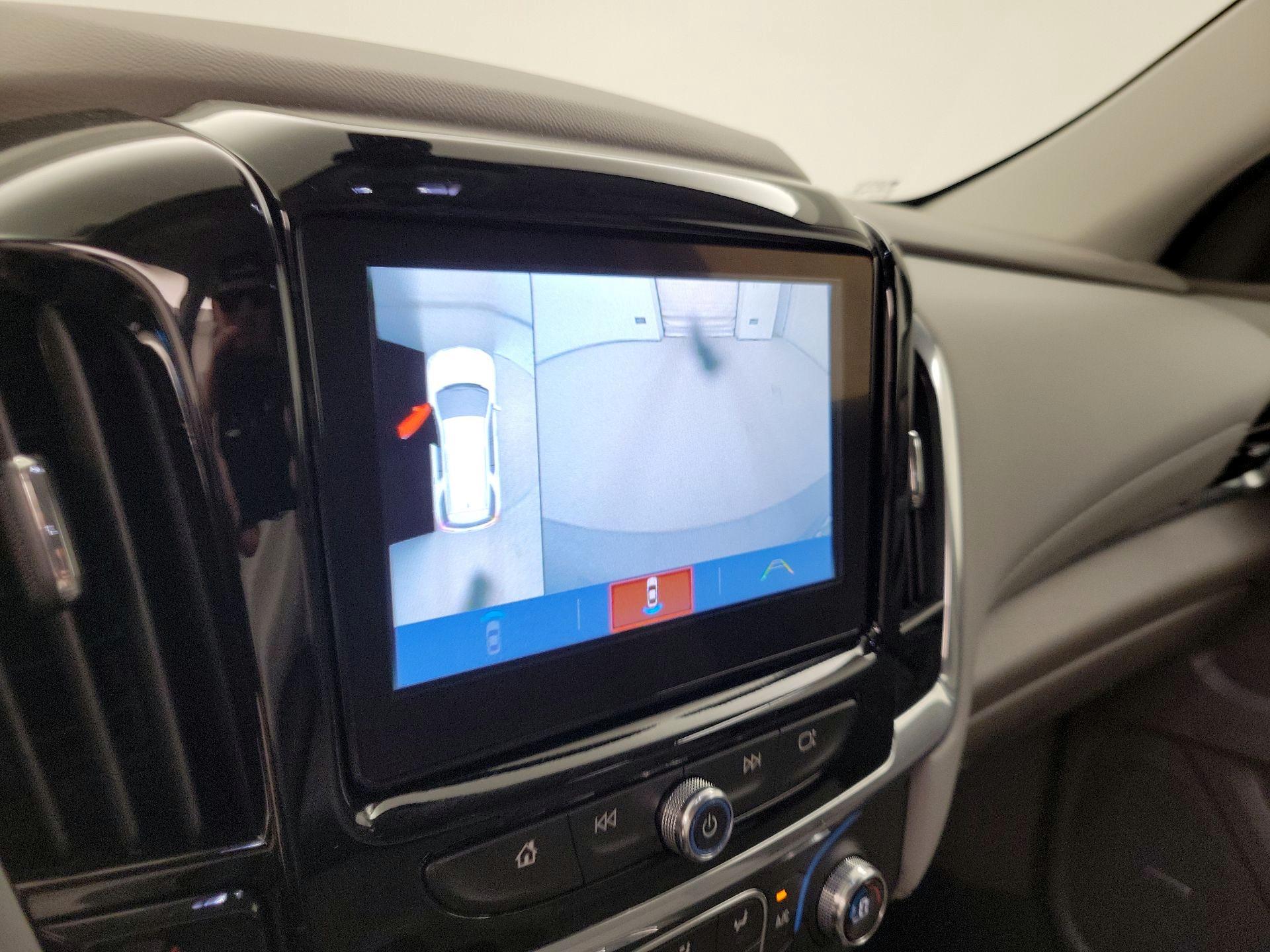 Thumbnail: 2019 Chevrolet Traverse - 14