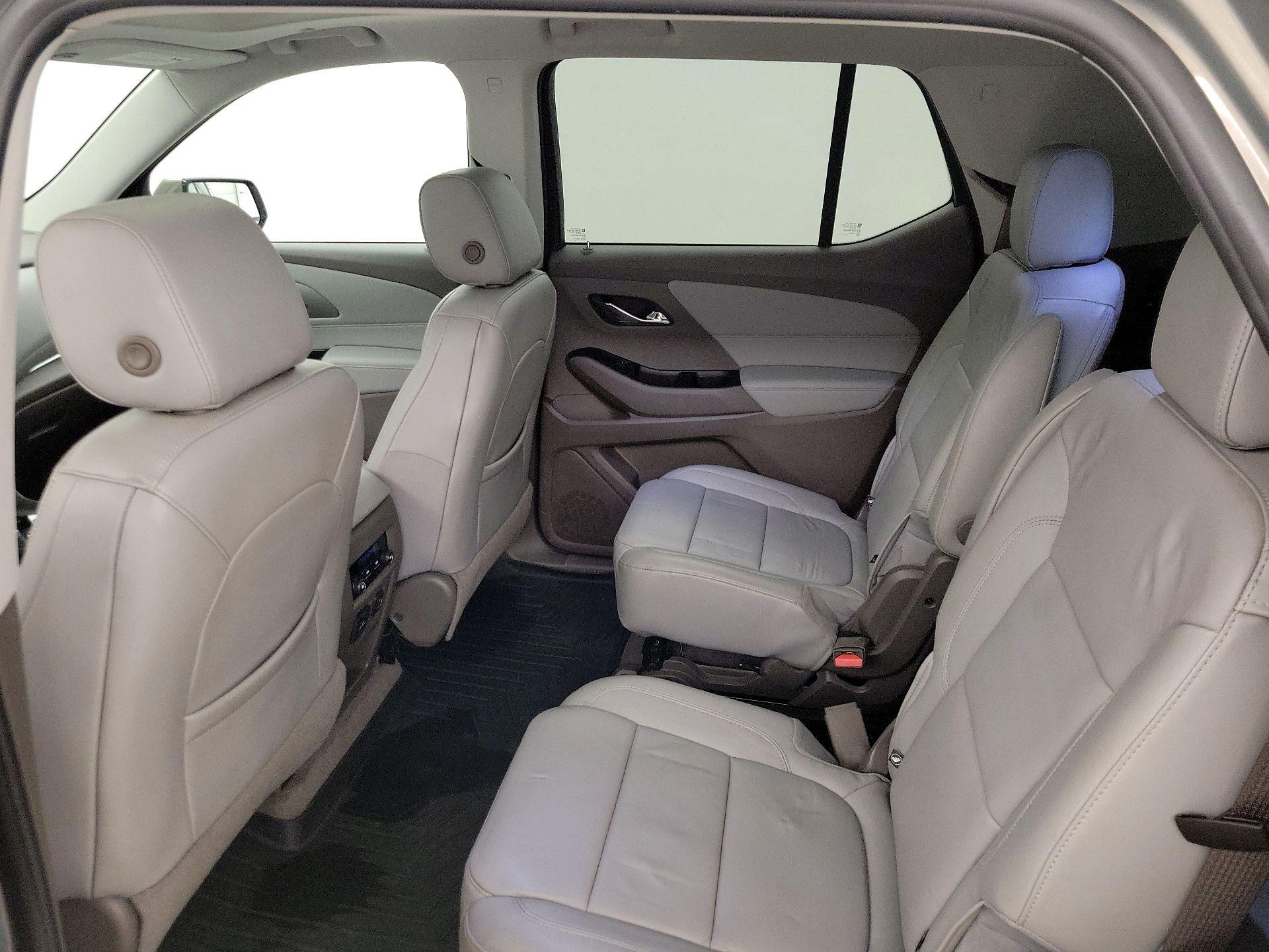 Thumbnail: 2019 Chevrolet Traverse - 20