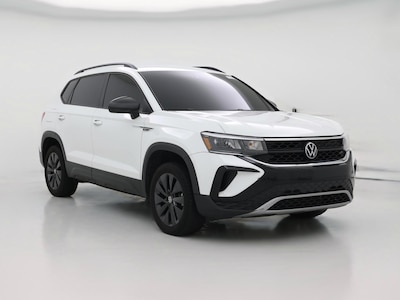 White 2023 Volkswagen Taos SE