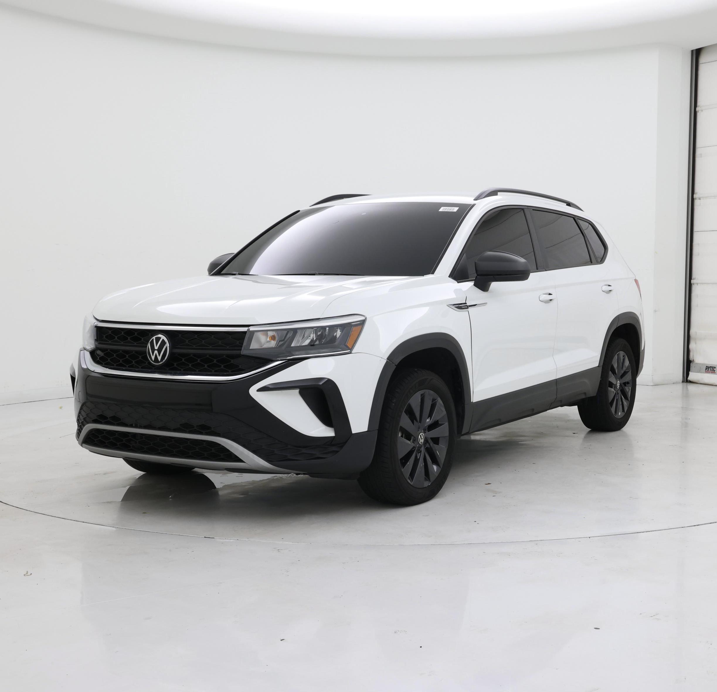 Thumbnail: 2023 Volkswagen Taos - 4