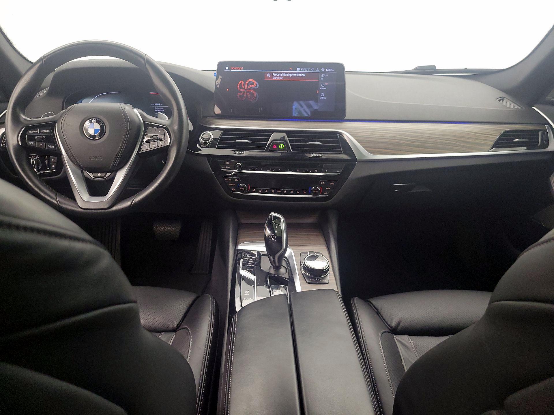 Thumbnail: 2022 BMW 5 Series - 9