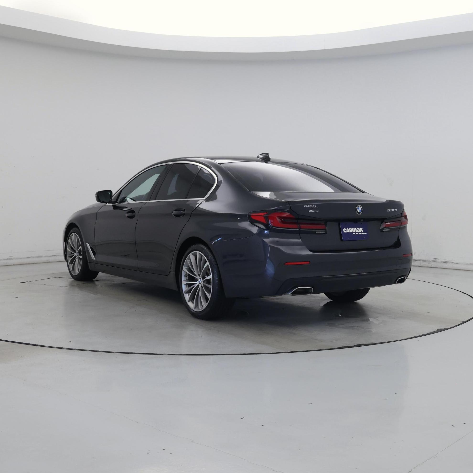 Thumbnail: 2022 BMW 5 Series - 2