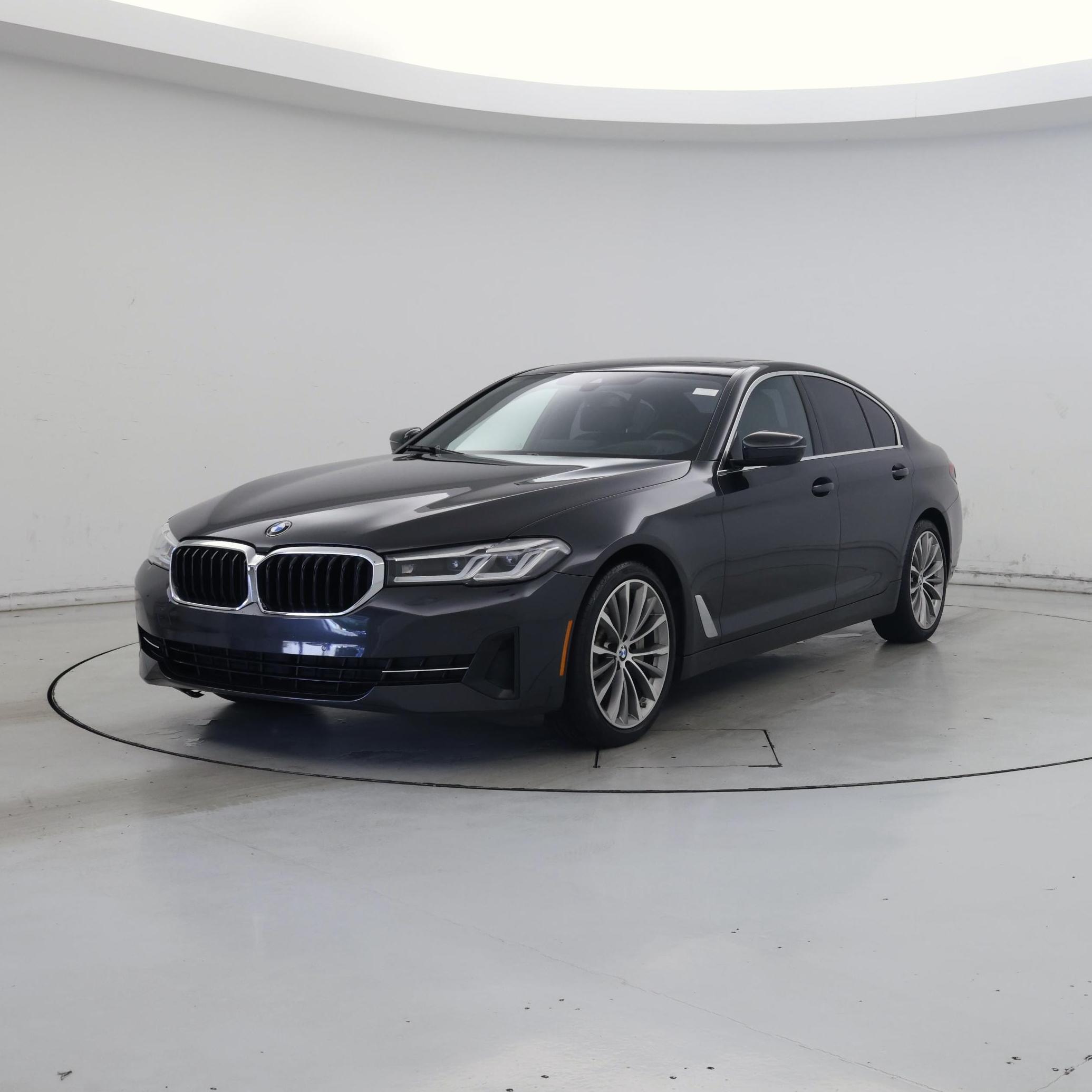 Thumbnail: 2022 BMW 5 Series - 4