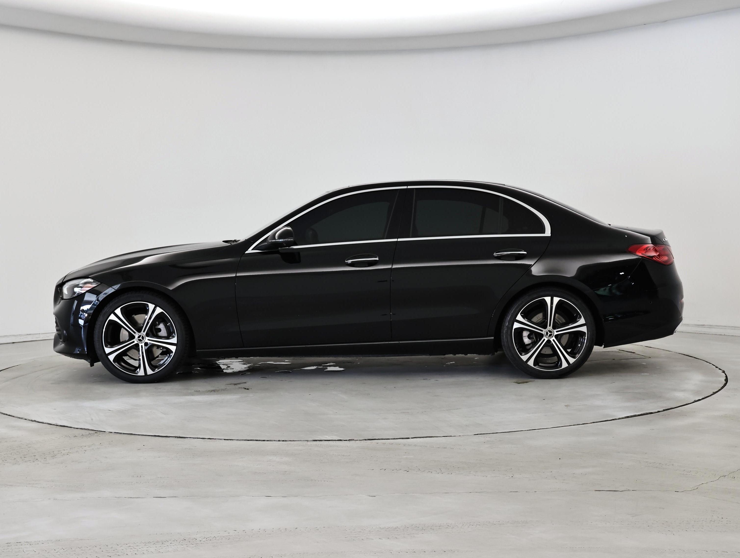 Thumbnail: 2022 Mercedes-Benz C-Class - 3