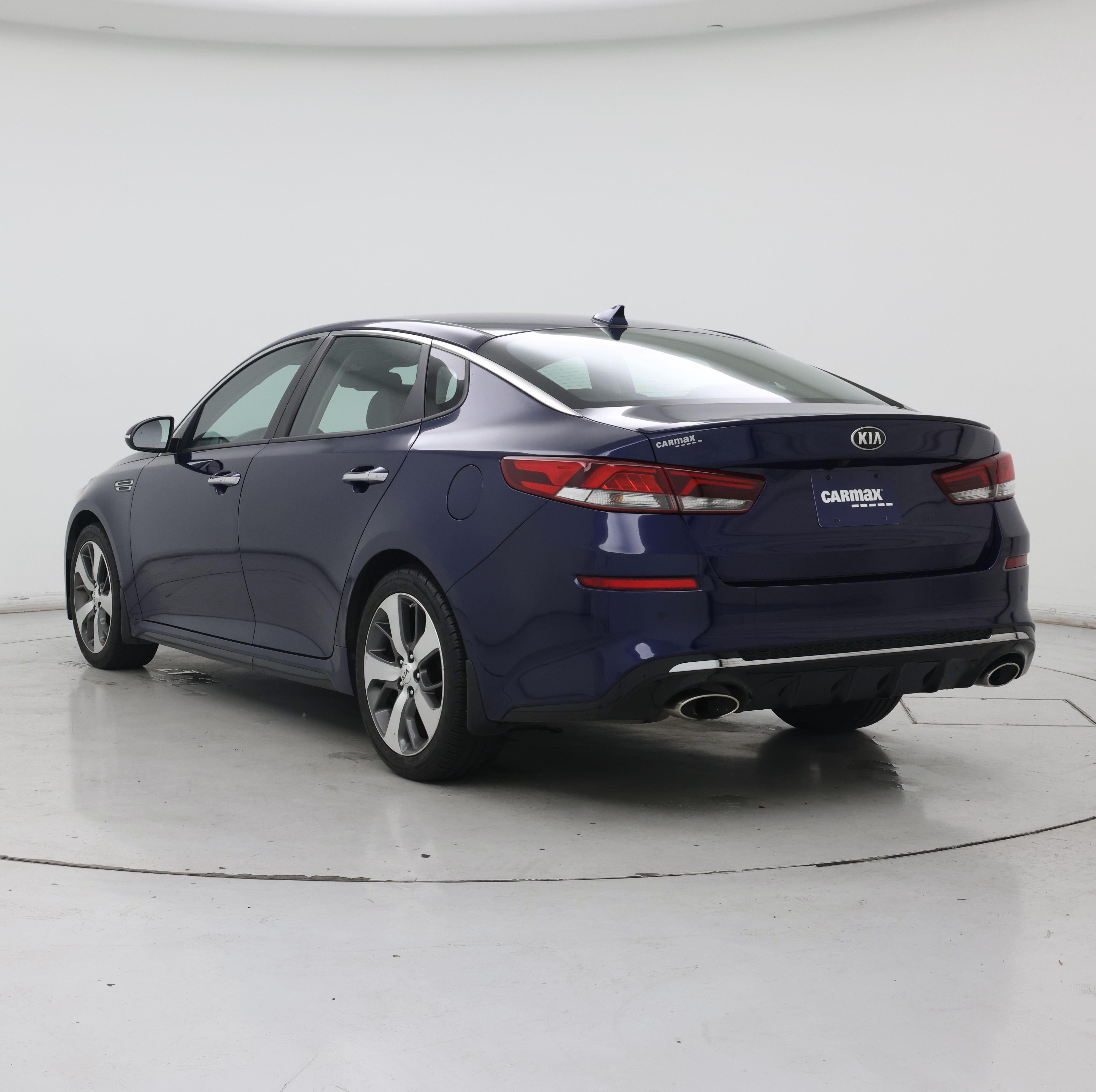 Thumbnail: 2019 Kia Optima - 2