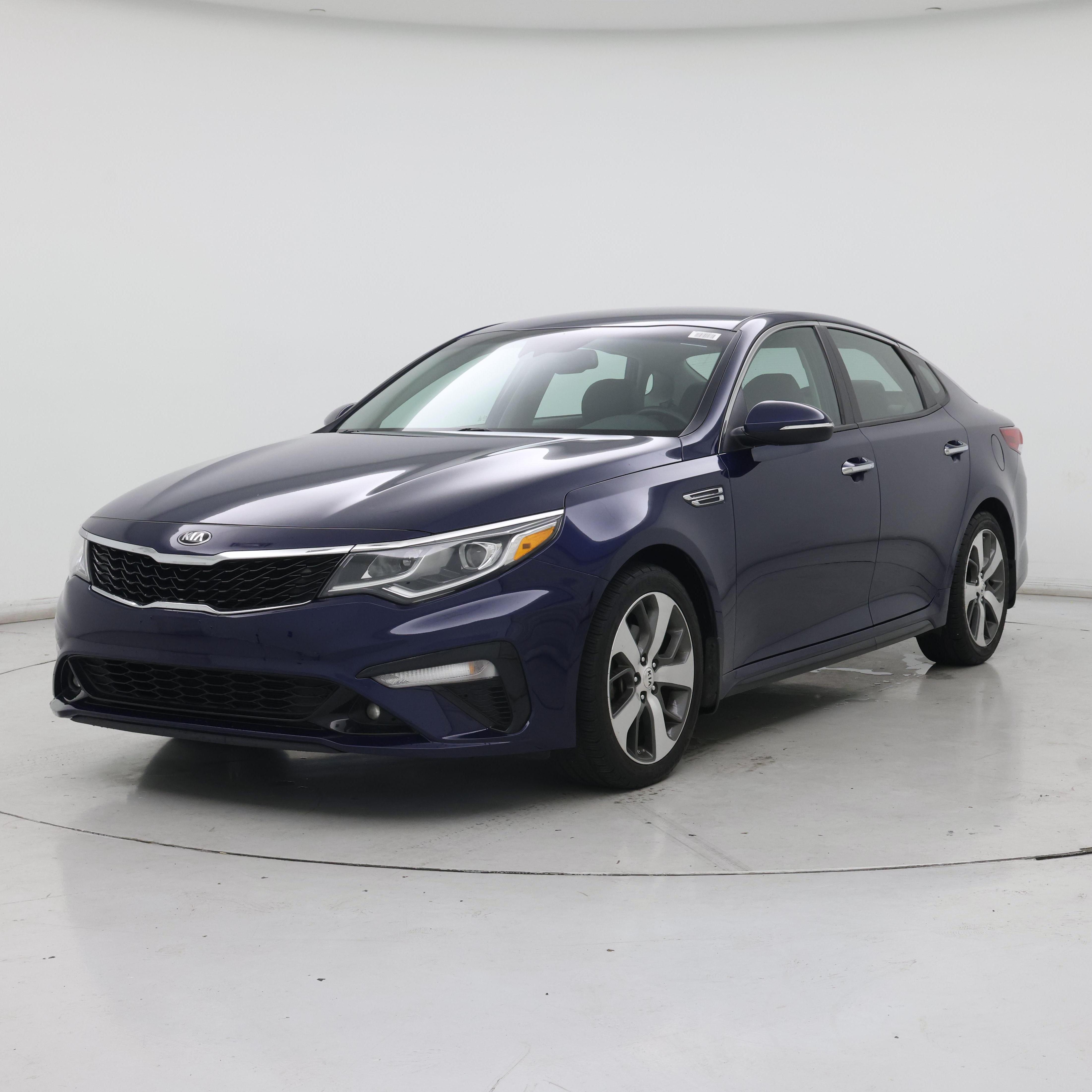 Thumbnail: 2019 Kia Optima - 4