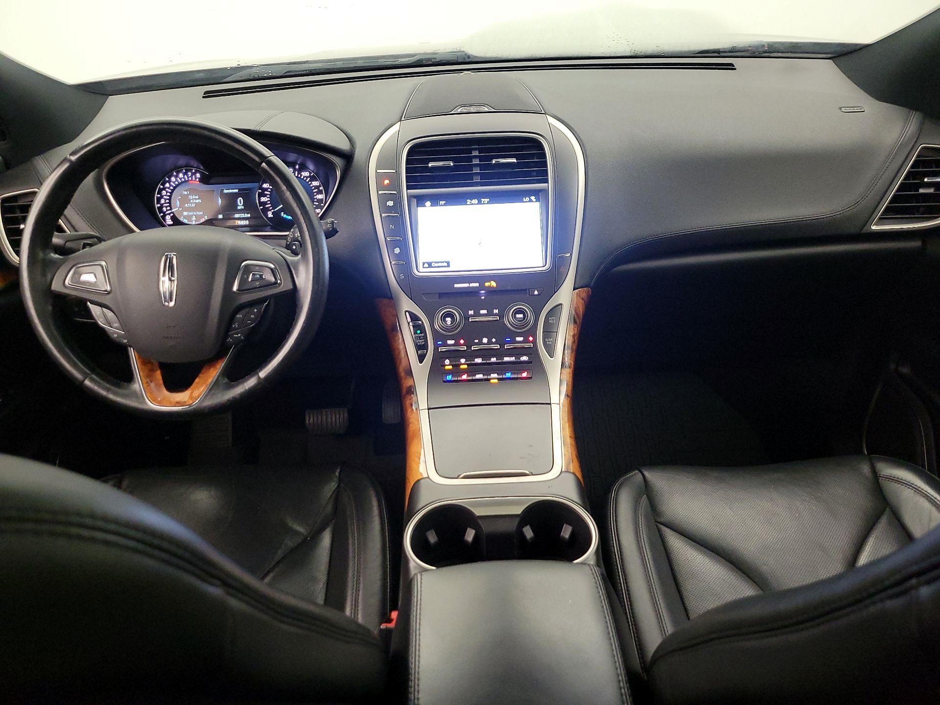 Thumbnail: 2017 Lincoln MKX - 9