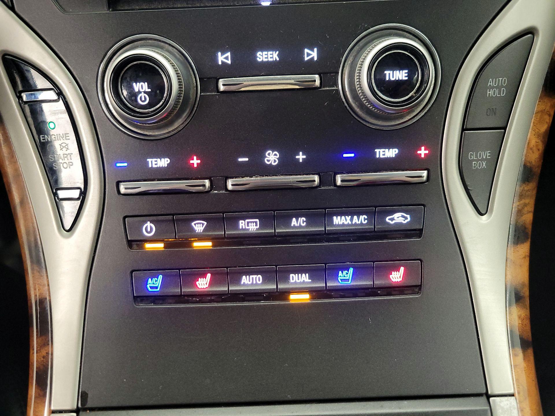 Thumbnail: 2017 Lincoln MKX - 17