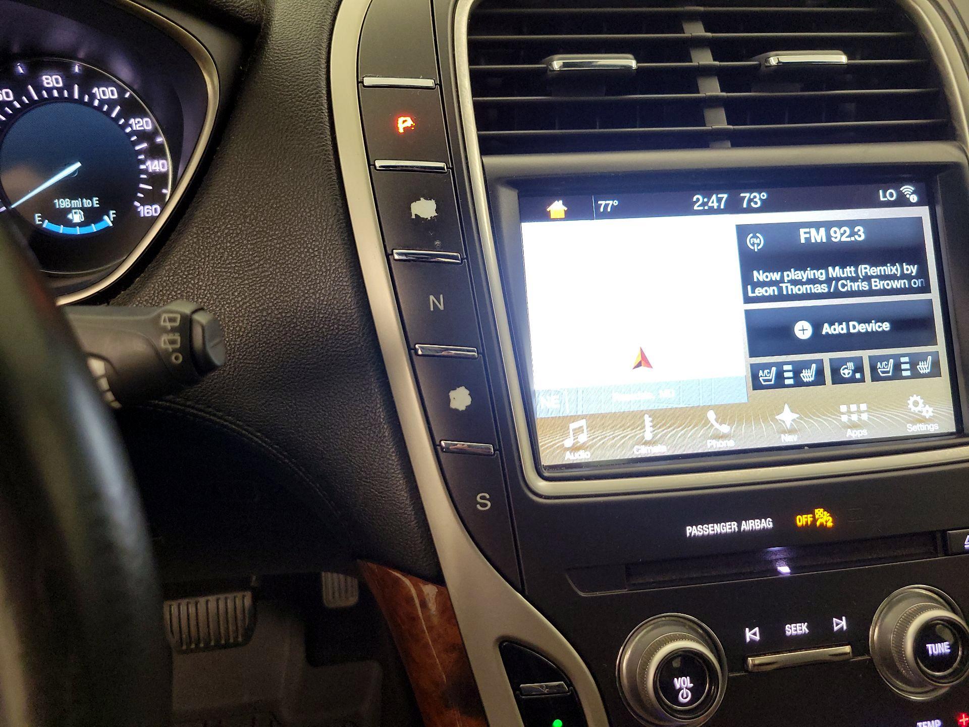 Thumbnail: 2017 Lincoln MKX - 18
