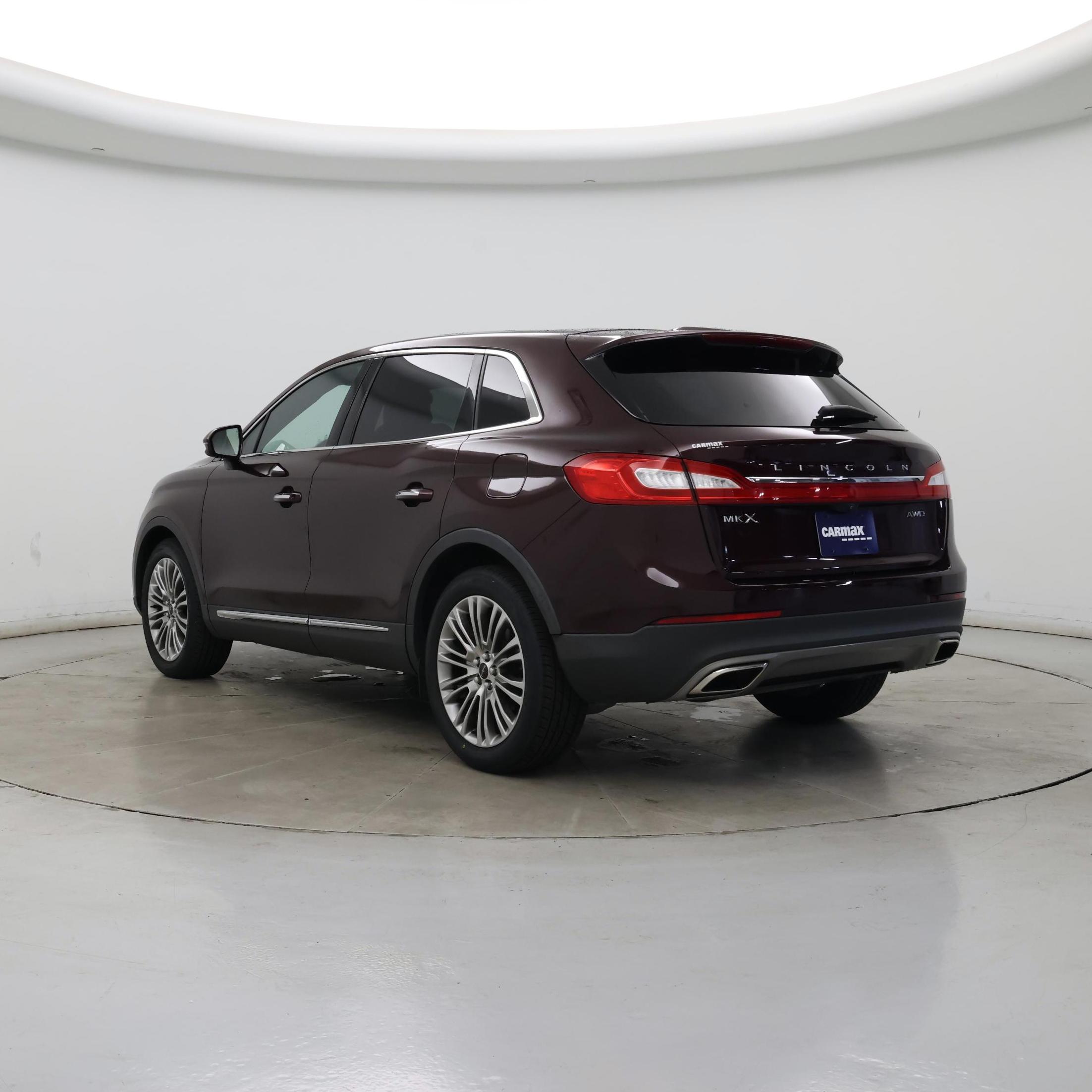 Thumbnail: 2017 Lincoln MKX - 2