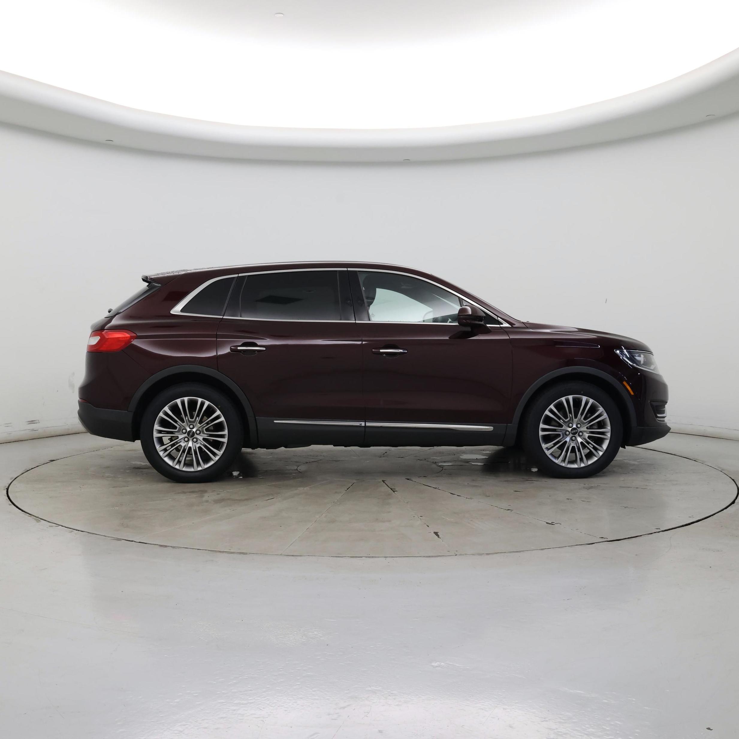 Thumbnail: 2017 Lincoln MKX - 7