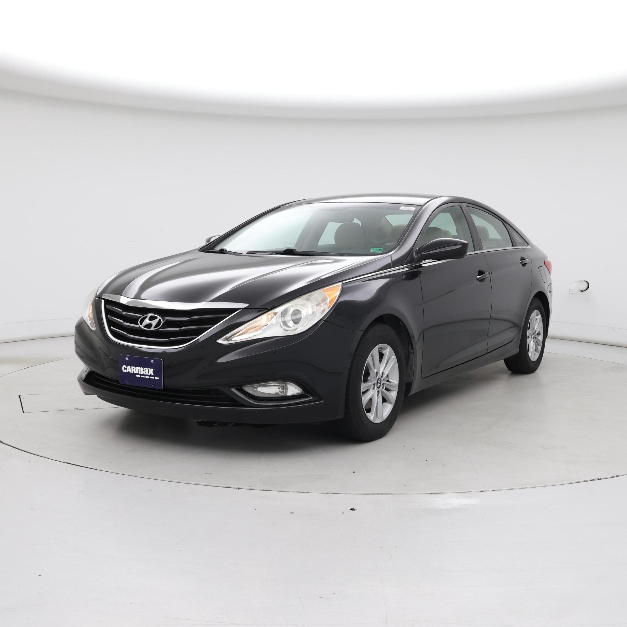 Thumbnail: 2013 Hyundai Sonata - 4