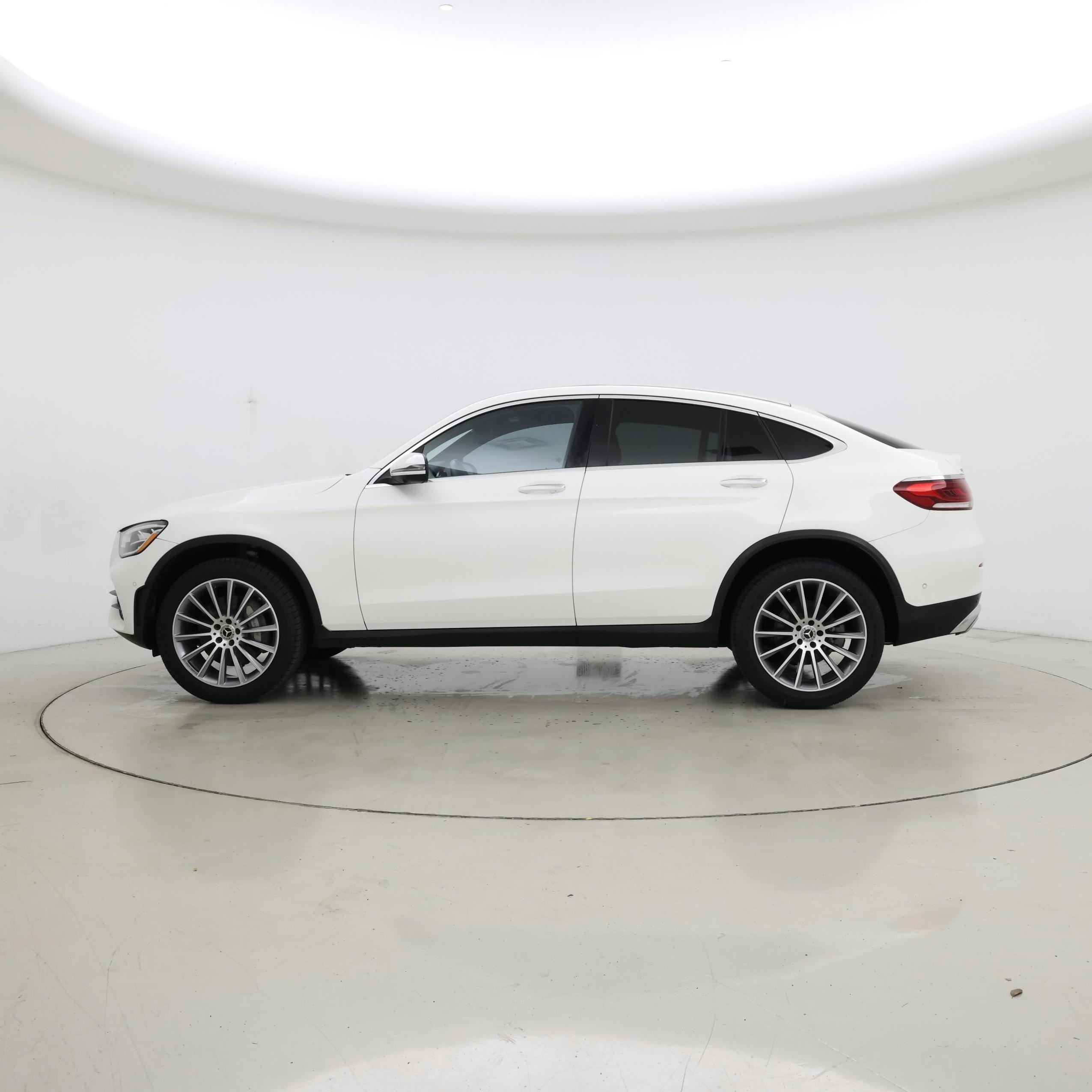 Thumbnail: 2022 Mercedes-Benz GLC - 3