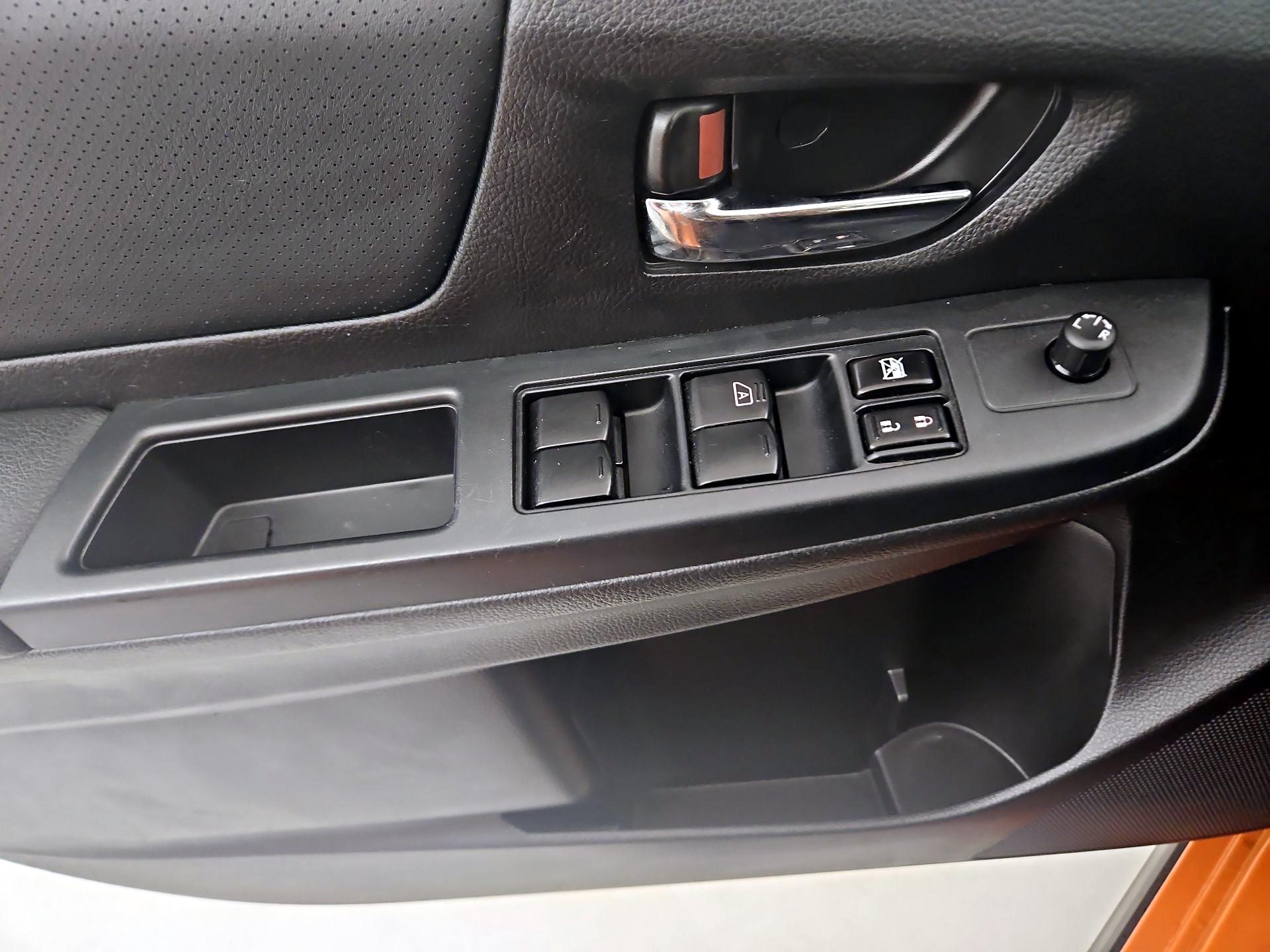 Thumbnail: 2014 Subaru XV Crosstrek - 12