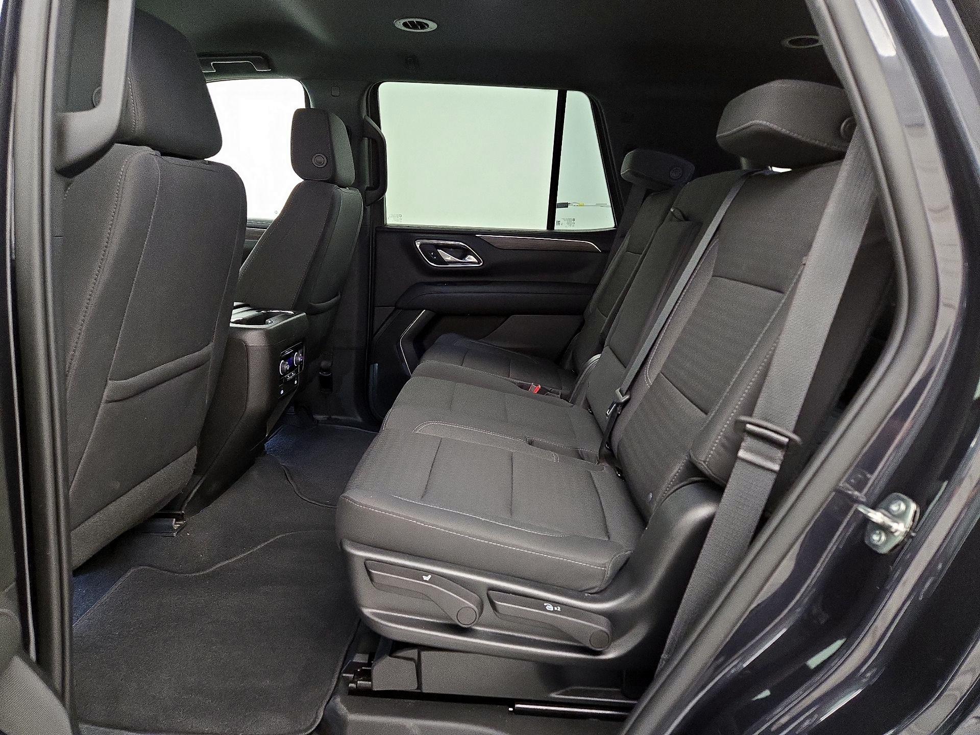 Thumbnail: 2022 Chevrolet Tahoe - 19