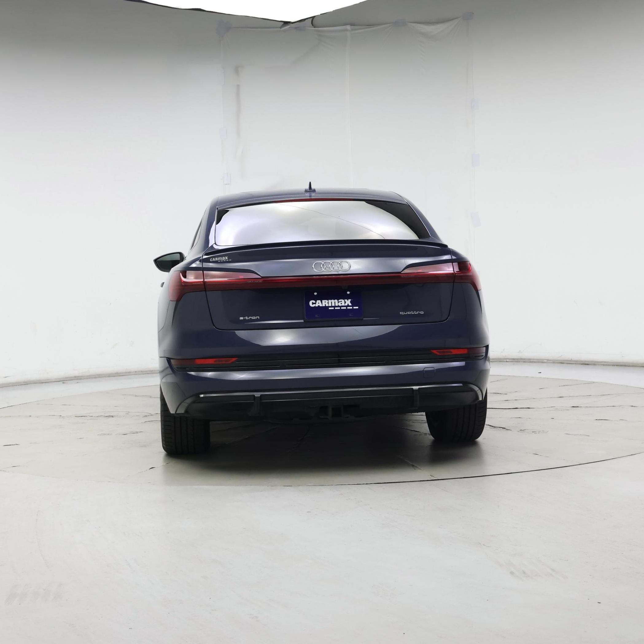 Thumbnail: 2021 Audi e-tron S - 6