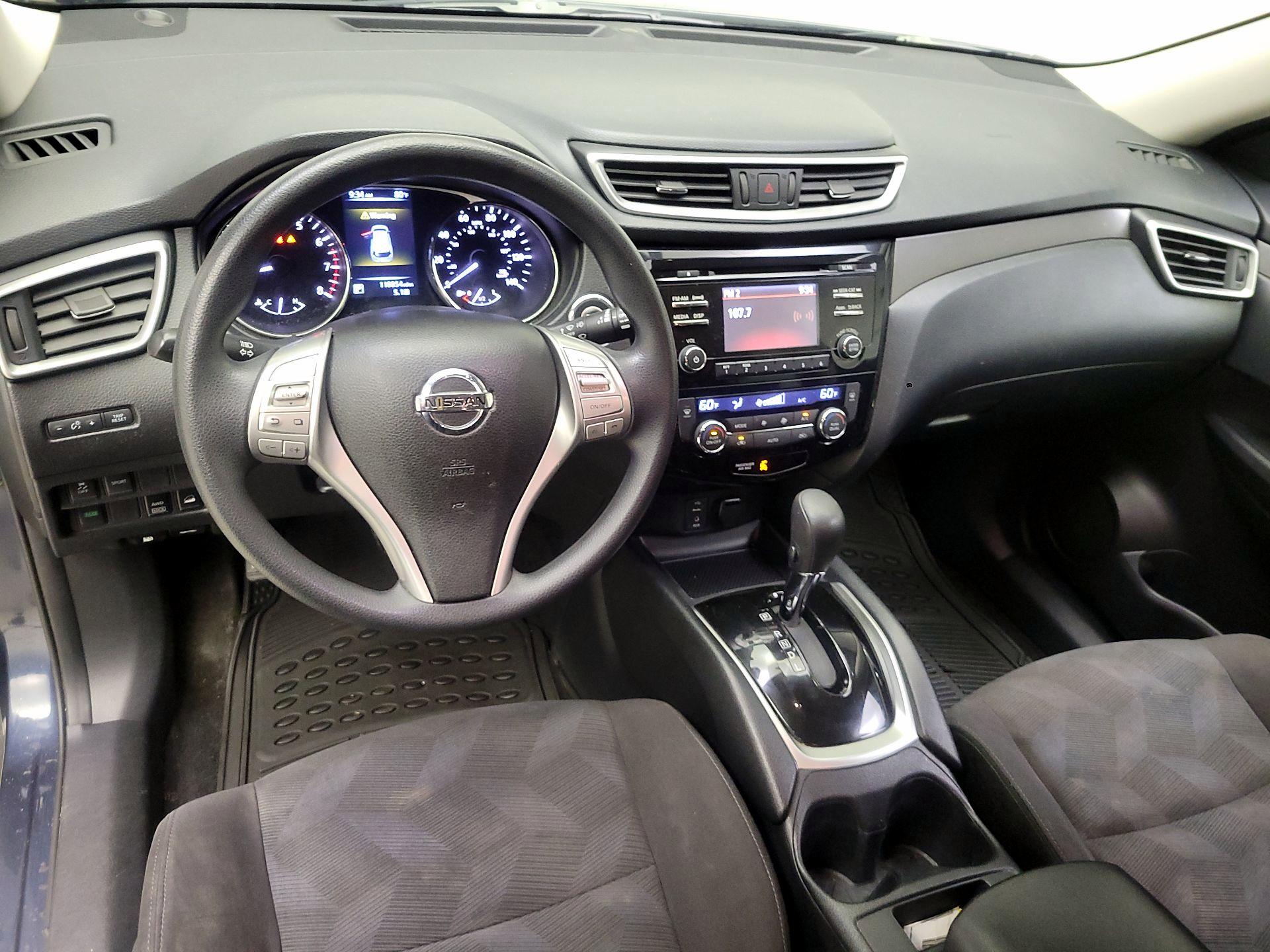 Thumbnail: 2016 Nissan Rogue - 9