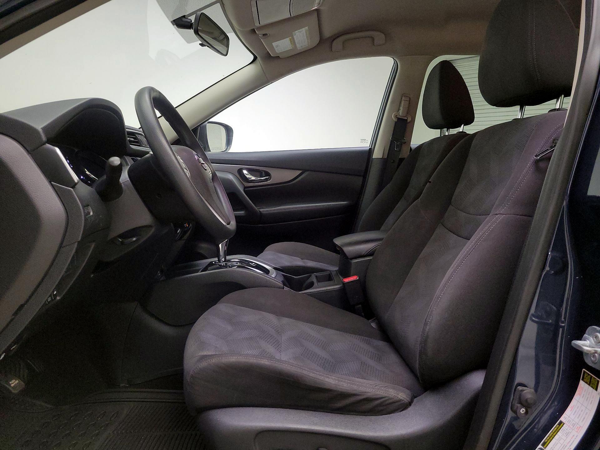 Thumbnail: 2016 Nissan Rogue - 11