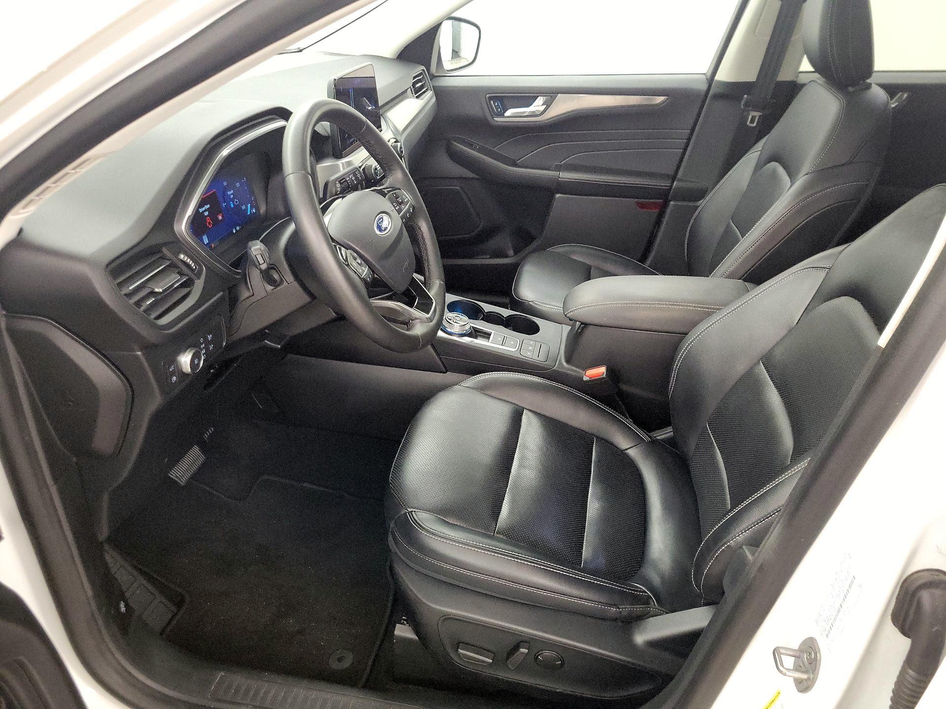 Thumbnail: 2021 Ford Escape - 11