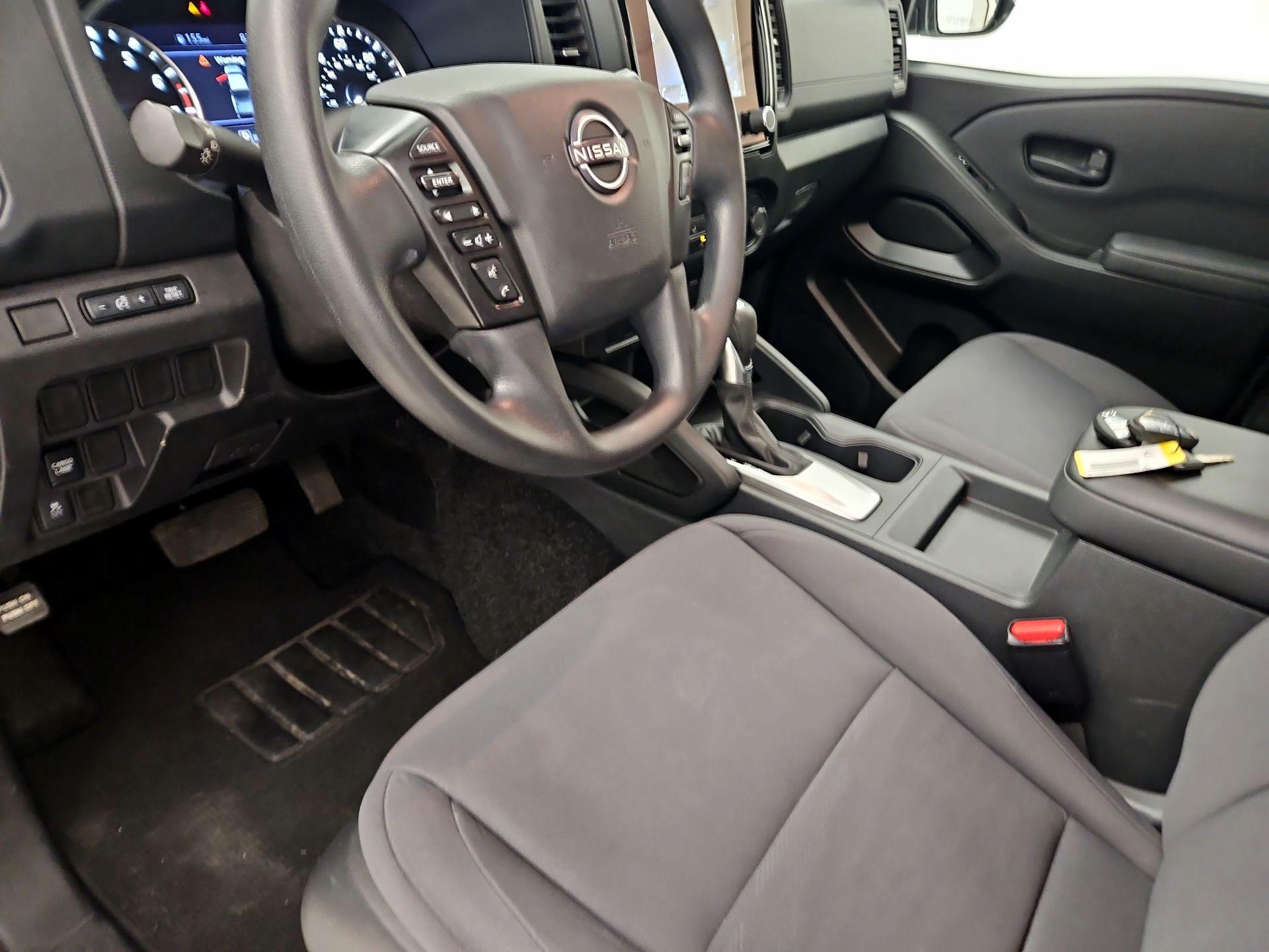 Thumbnail: 2022 Nissan Frontier - 11