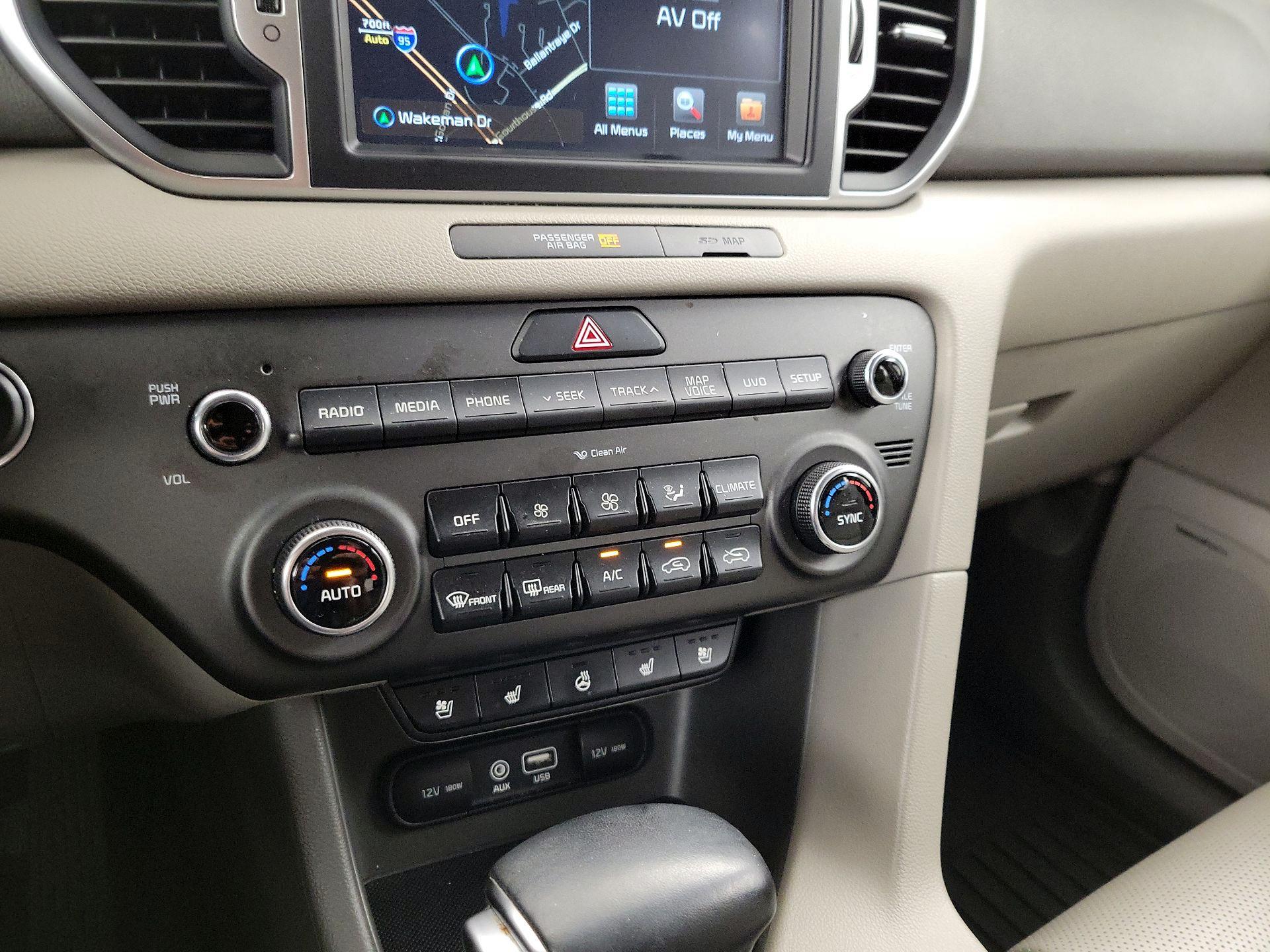 Thumbnail: 2017 Kia Sportage - 17