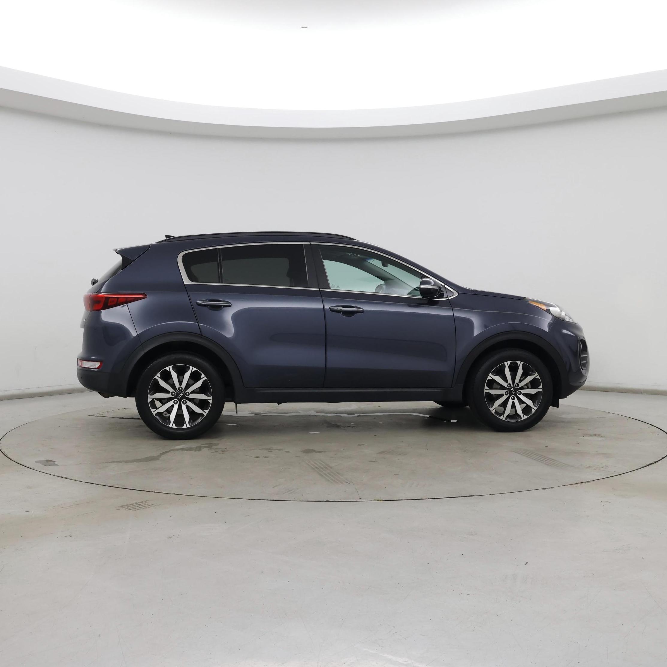 Thumbnail: 2017 Kia Sportage - 7