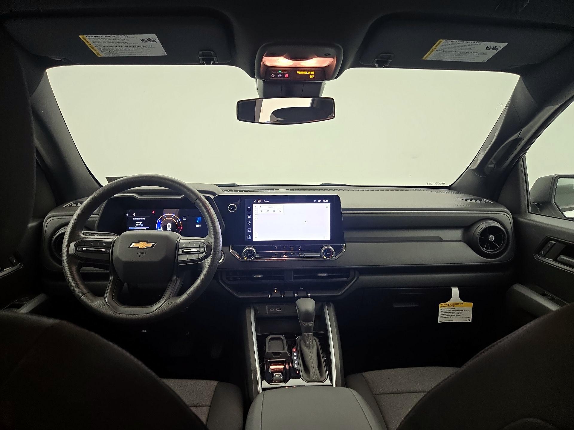 Thumbnail: 2024 Chevrolet Colorado - 9